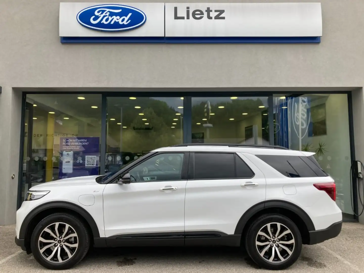 Ford Explorer ST LINE 3,0EcoBoost PHEV Weiß - 1
