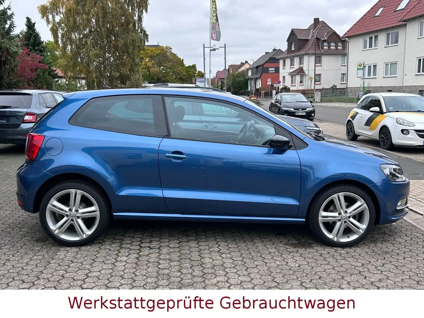 Volkswagen Polo V Highline erst. 38700km*Sitzheiz*PDC*Alu* Bleu - 2