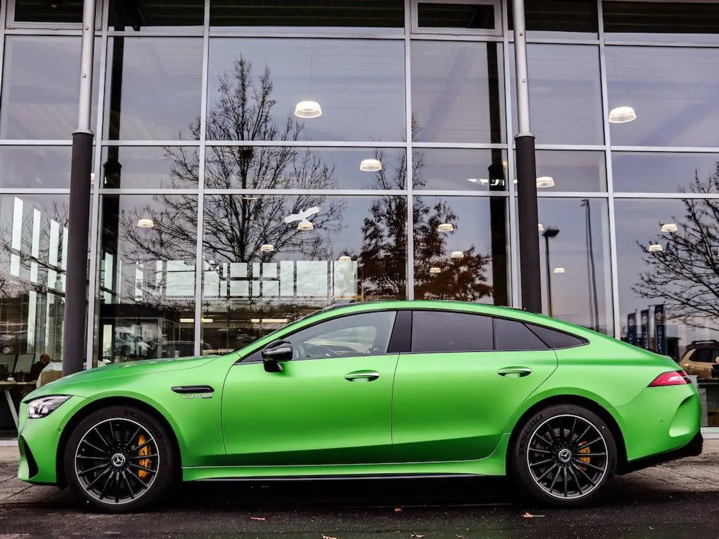 Mercedes-Benz AMG GT 63 S 4MATIC+ Pano/TrackPace/HAL/Distronic Verde - 2