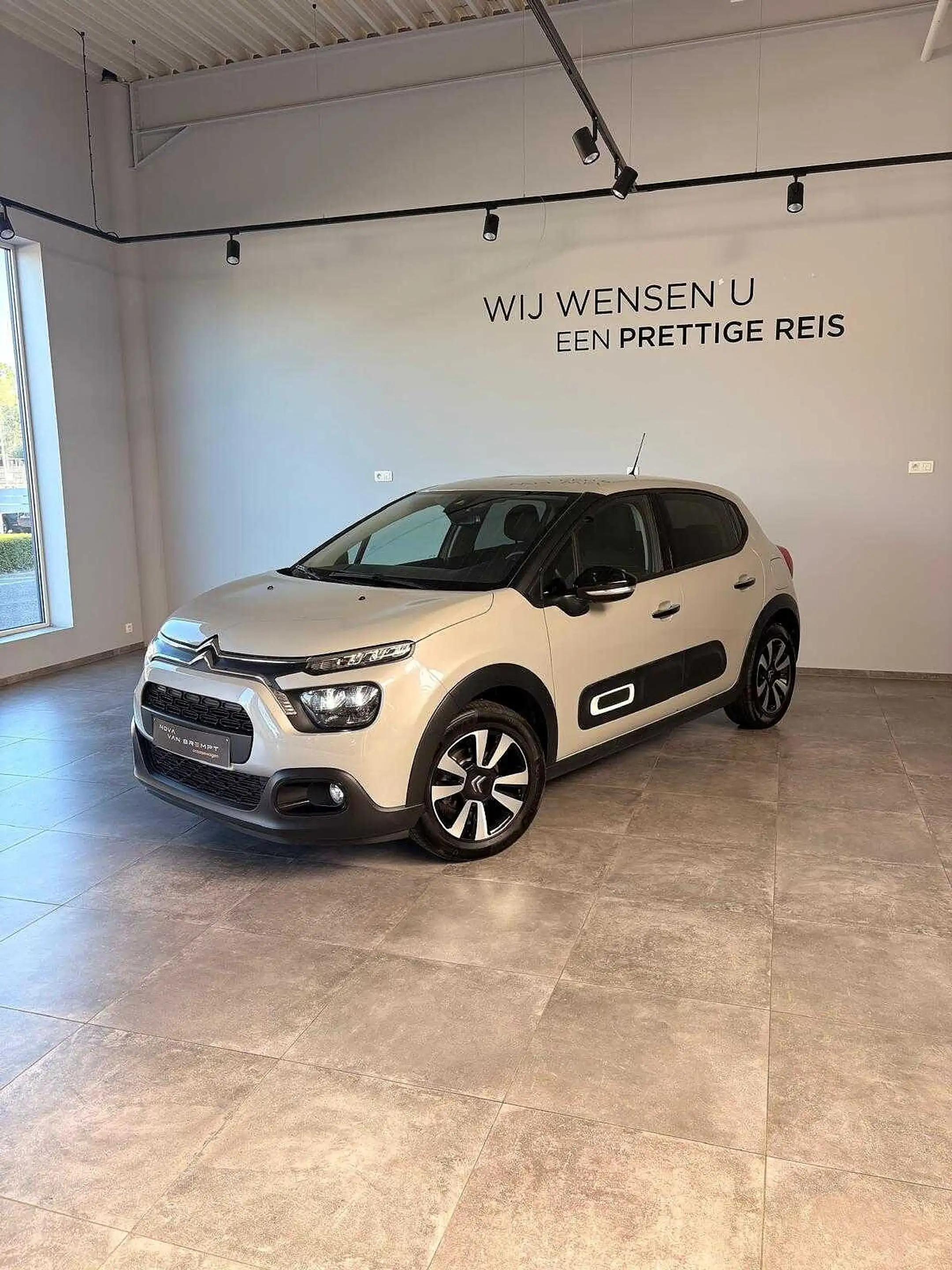 Citroen C3 MAX *PARKS A +CAM, GPS*
