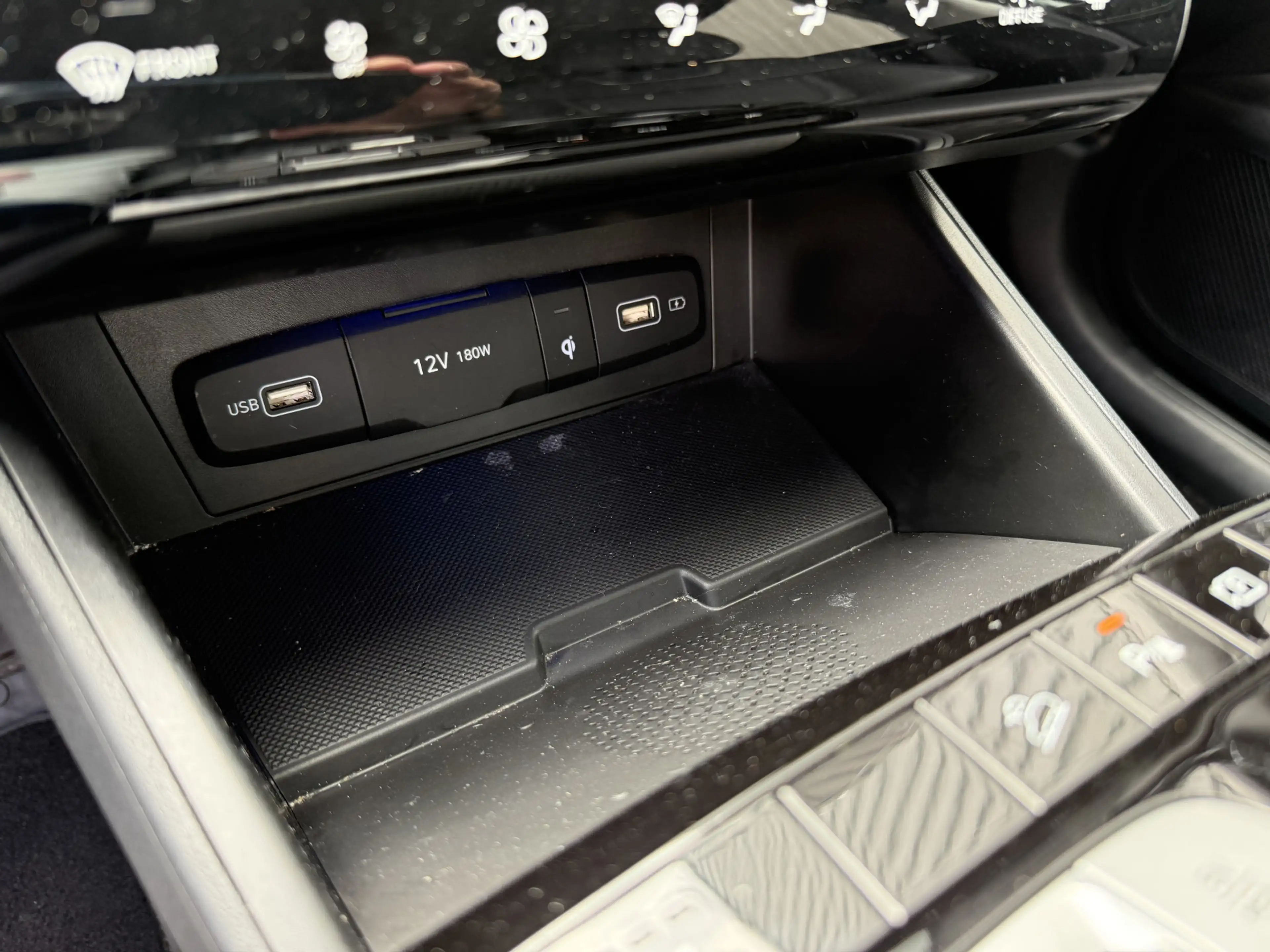Hyundai TUCSON 1.6 T-GDI PHEV 4WD Navi Camera Leer Krell — photo 30