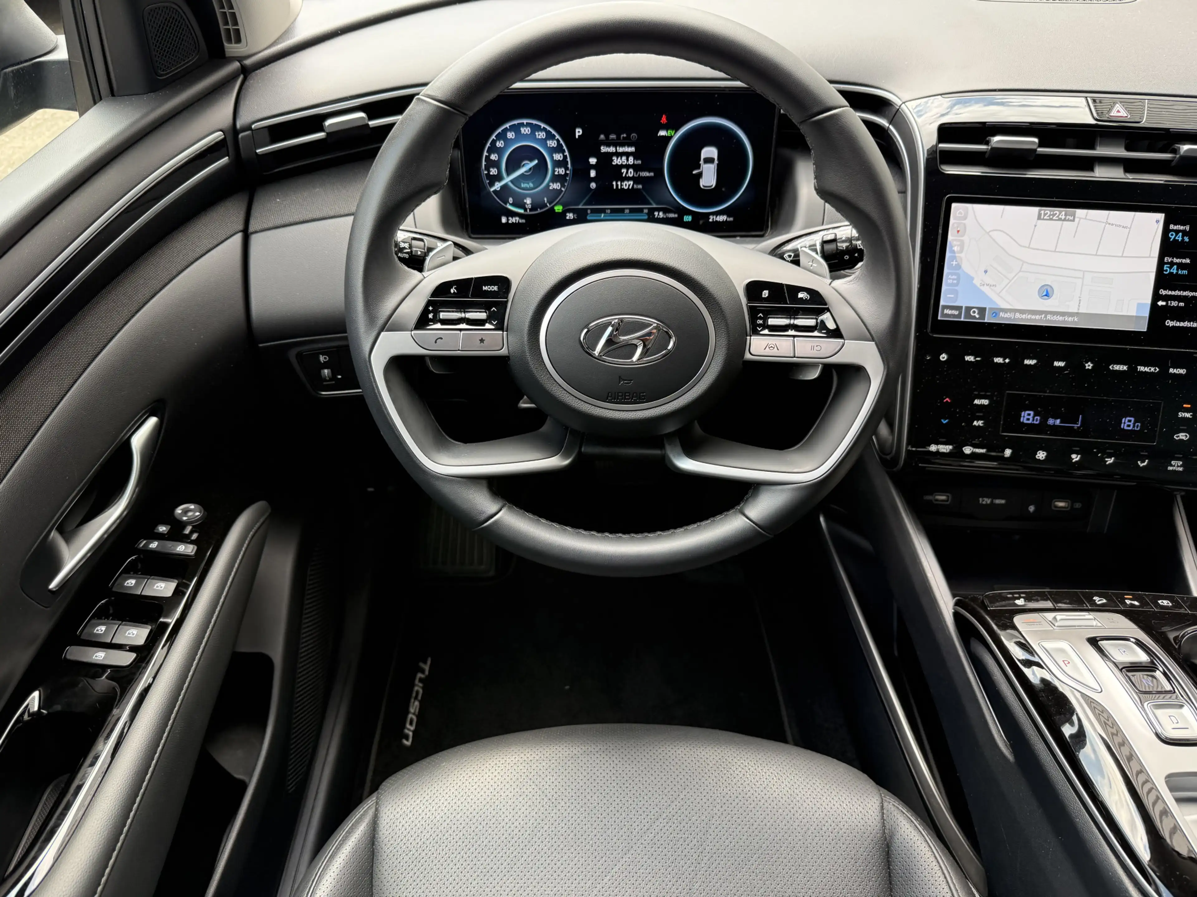 Hyundai TUCSON 1.6 T-GDI PHEV 4WD Navi Camera Leer Krell — photo 13