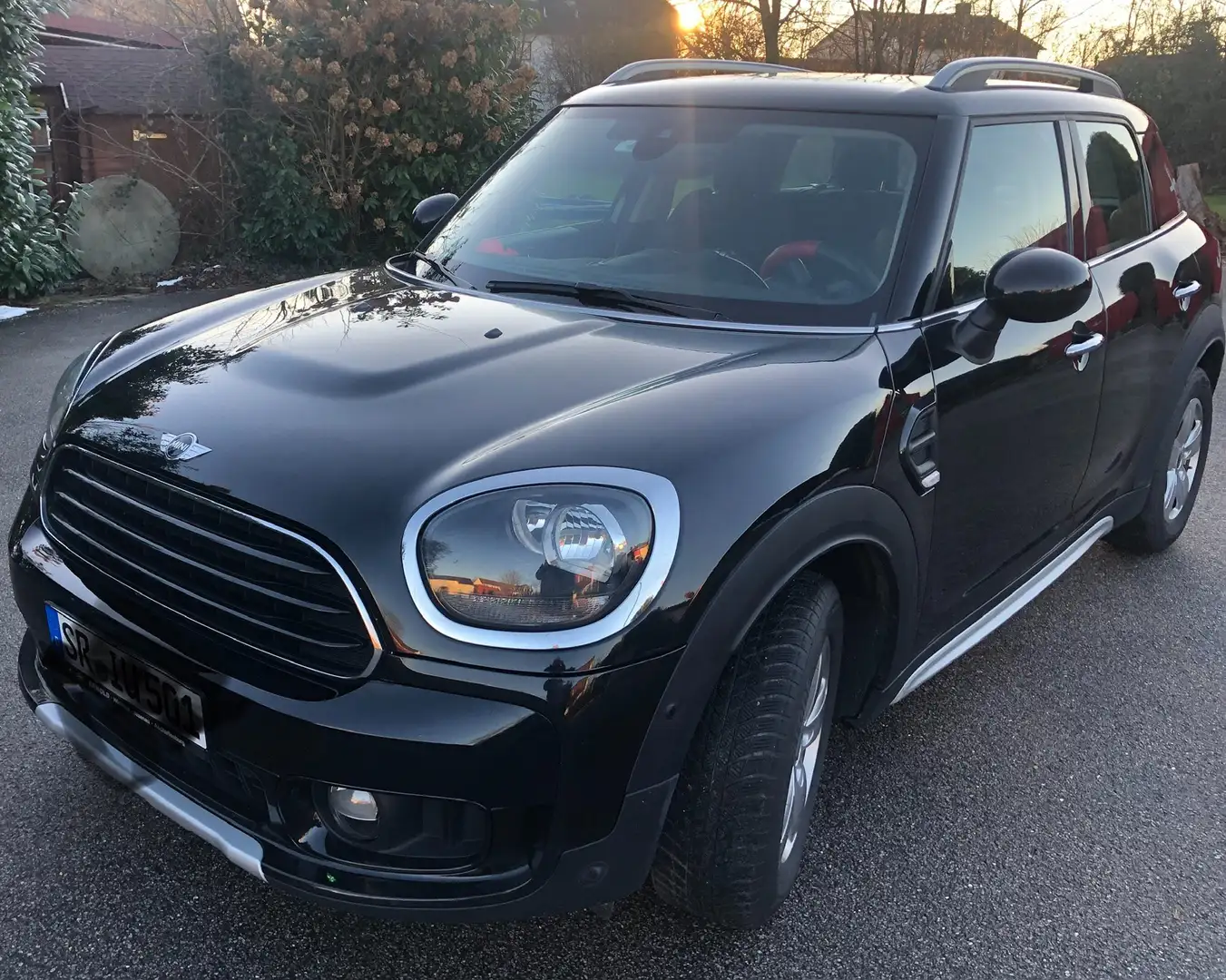MINI Cooper Countryman COUNTRYMAN Černá - 1