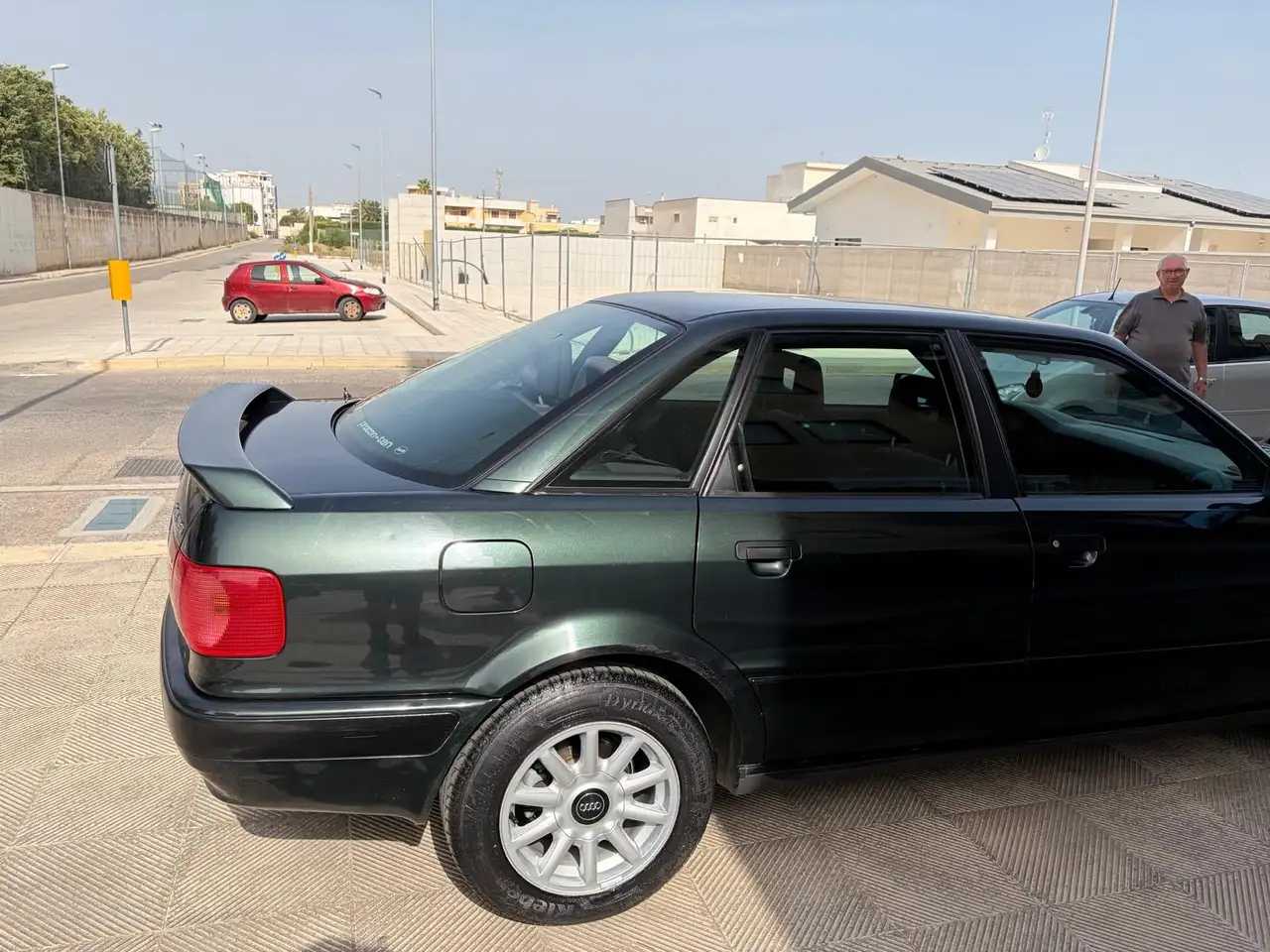 Audi 80 2.0 E, foto 2