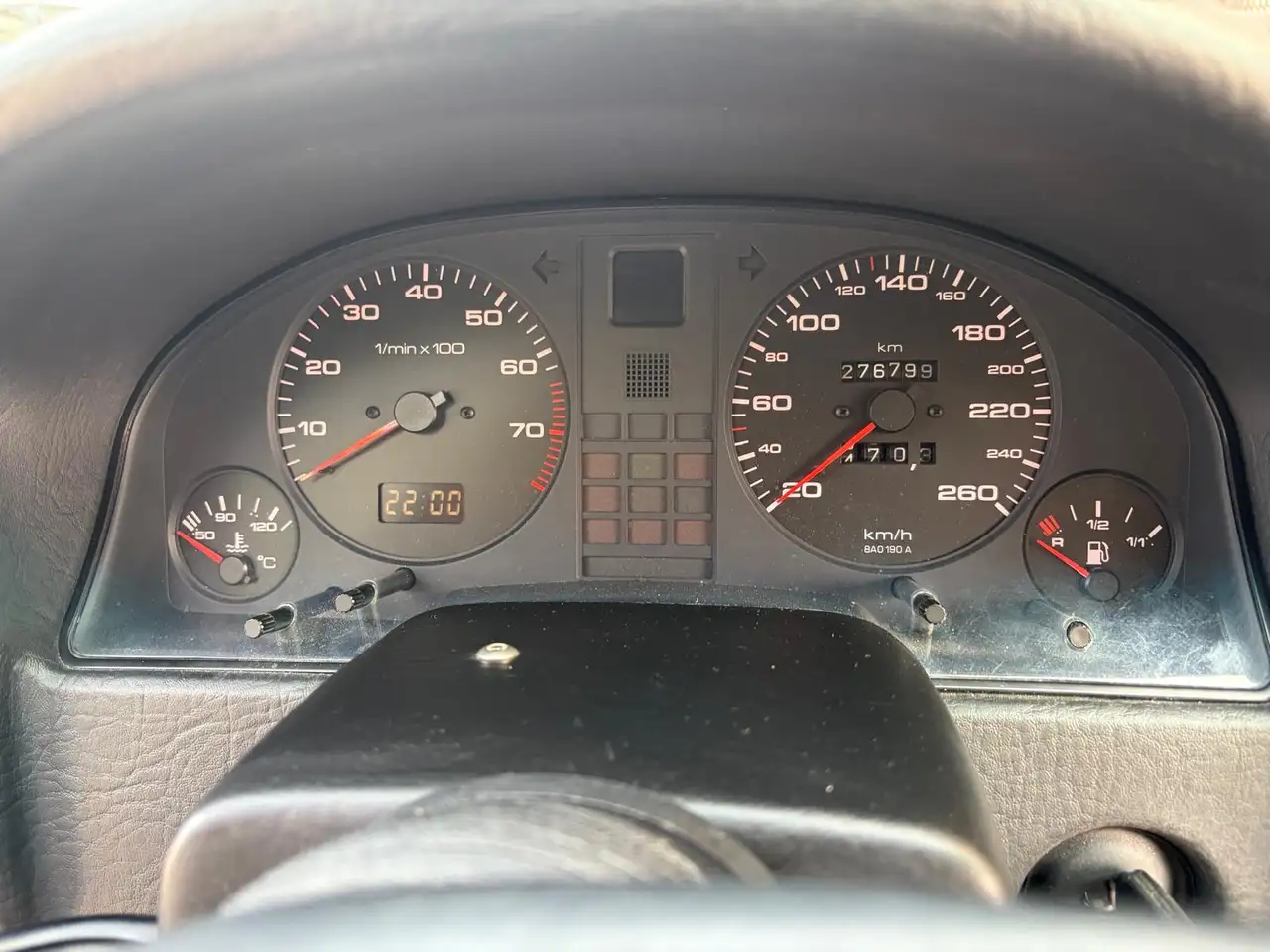 Audi 80 2.0 E, foto 11