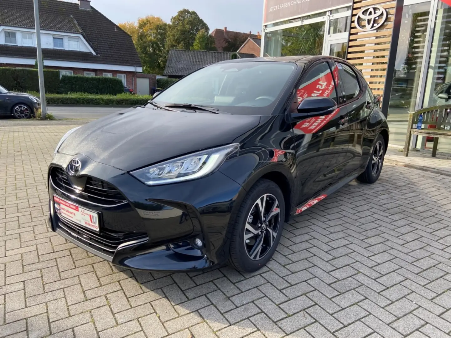 Toyota Yaris Hybrid Team D 1,99 % Apple CarPlay Winter Digitale Negro - 2