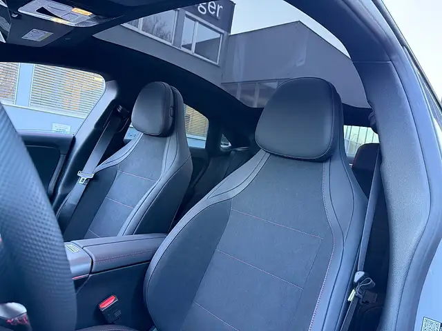 Mercedes-Benz CLA 350 EQ Tech 85kWh 4Matic Ansicht 10