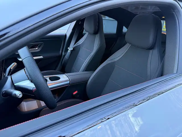 Mercedes-Benz CLA 350 EQ Tech 85kWh 4Matic Ansicht 9