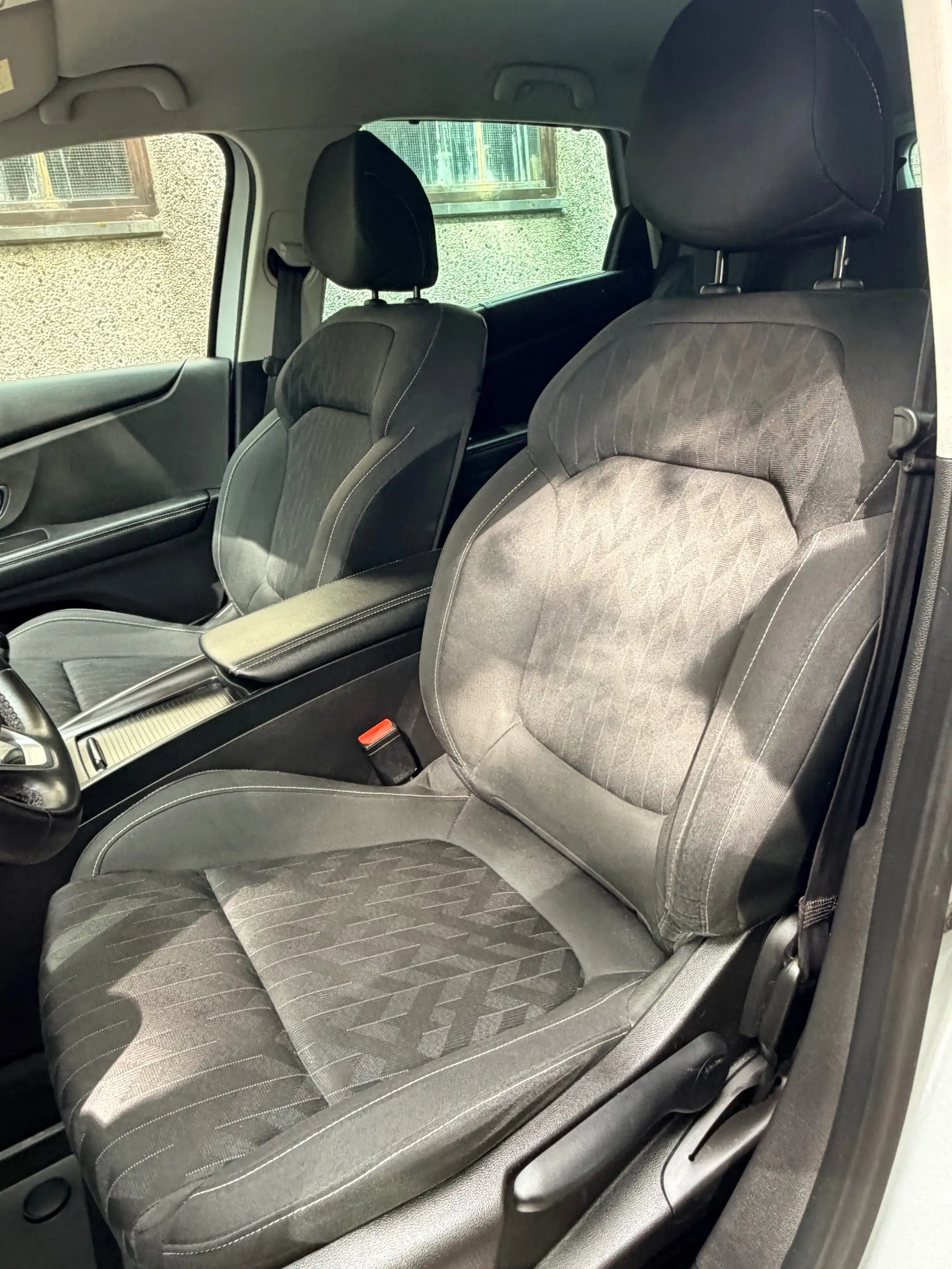 Renault Scenic 1.7 Blue dCi Limited // KEYLESS CRUISE CAMERA // LANE ASSIST — photo 11