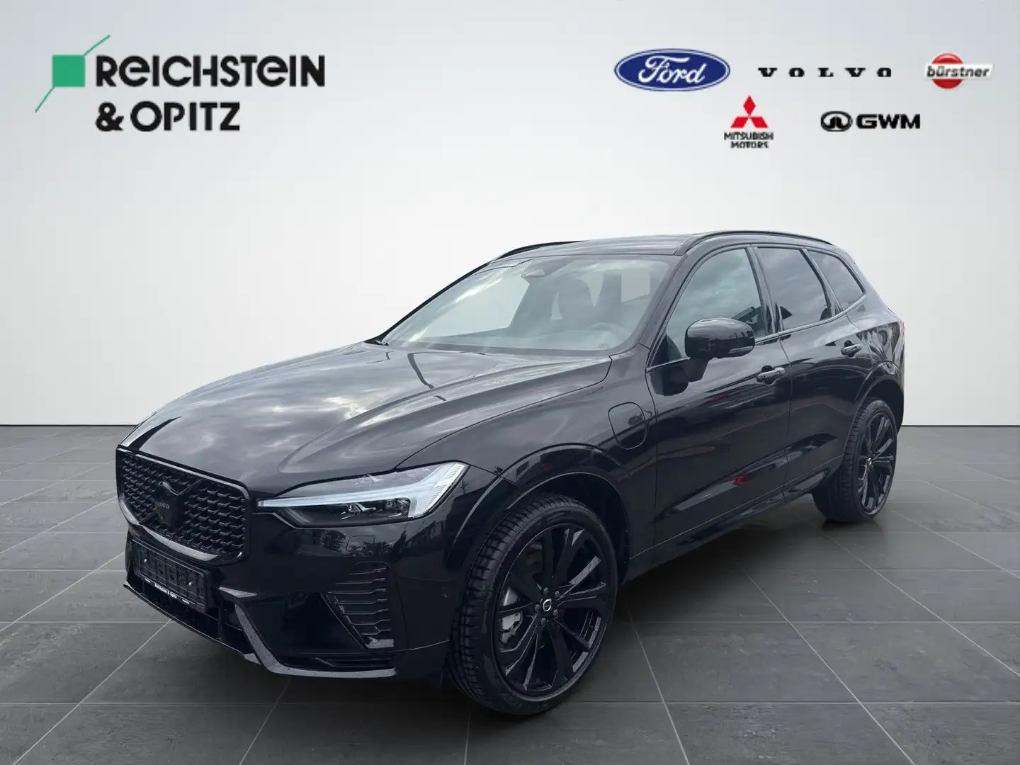 Volvo XC60 T6 Plug-In AWD Plus Black Edition Autom. Schwarz - 1