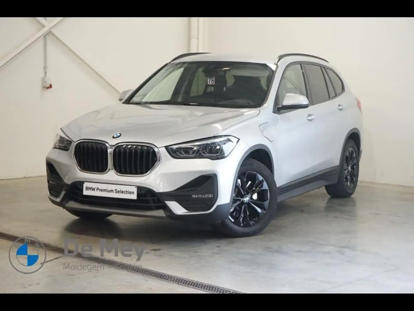 BMW X1 xDrive25e Zilver - 1