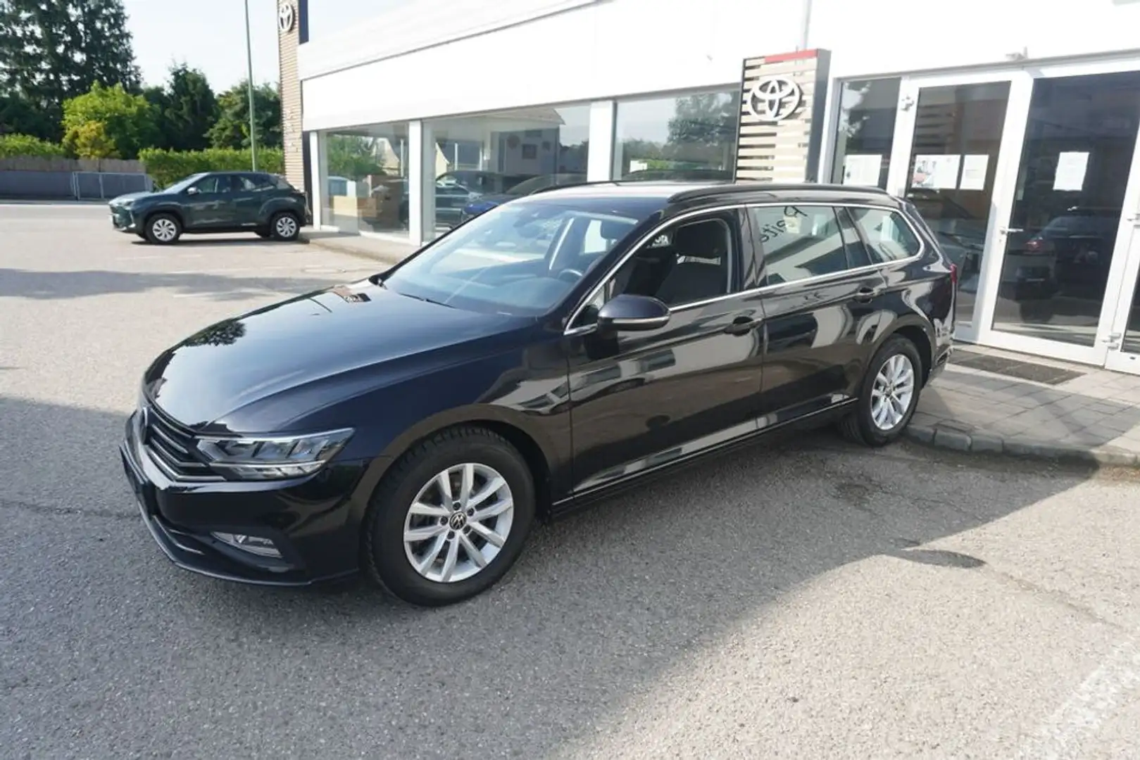 Volkswagen Passat Variant 2,0 TDI DSG *LED*KAMERA*ACC* Schwarz - 2