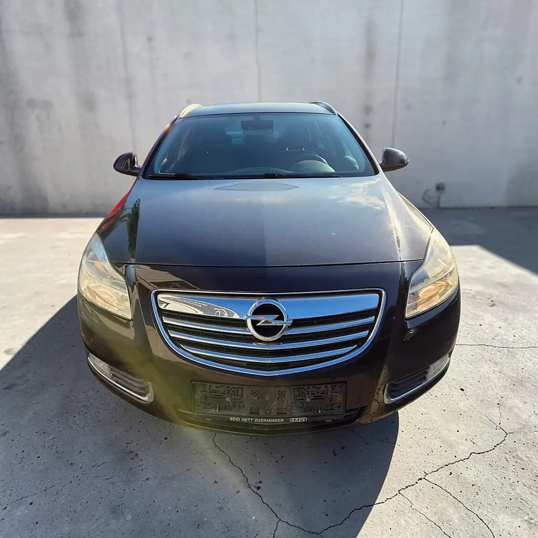 Opel Insignia Sports Tourer 2.0 CDTI ECOTEC Active Braun - 2