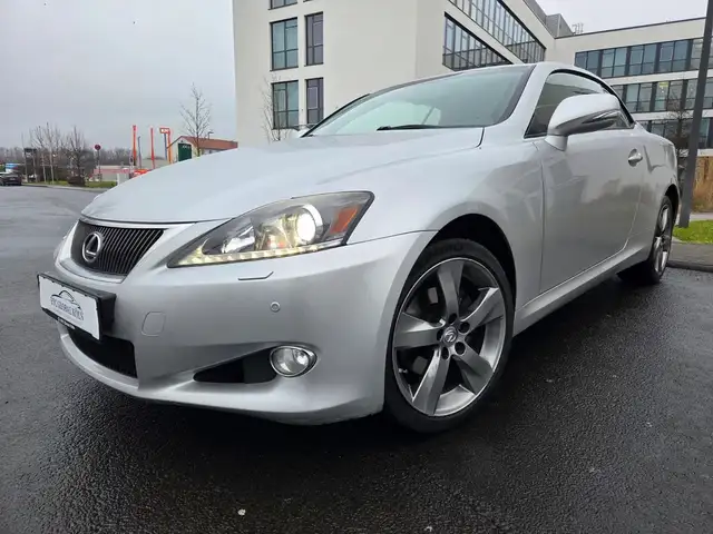 Lexus IS 250 C Cabriolet Basis LUXURY LINE