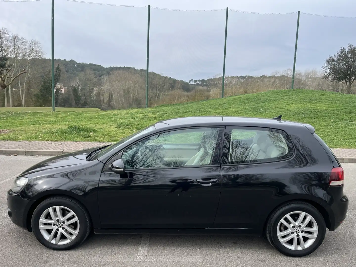 Volkswagen Golf 1.4 TSI Advance DSG Noir - 2