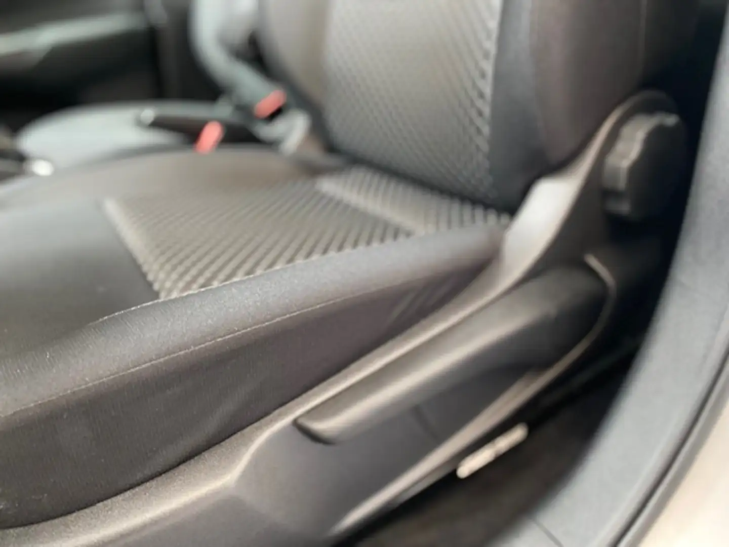 Nissan Micra Micra IG-T 92 Business Edition - 2