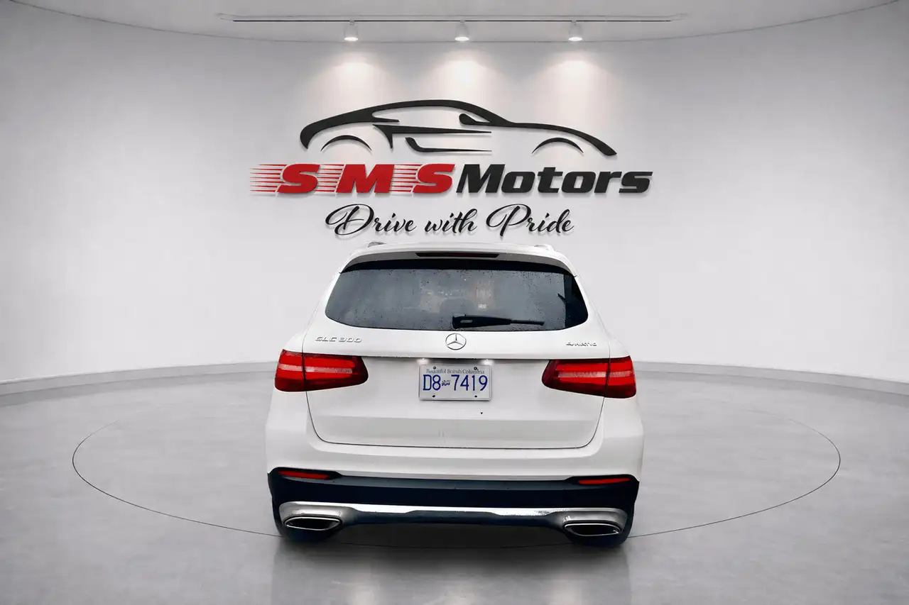 Mercedes-Benz GLC снимка Mercedes-Benz GLC
