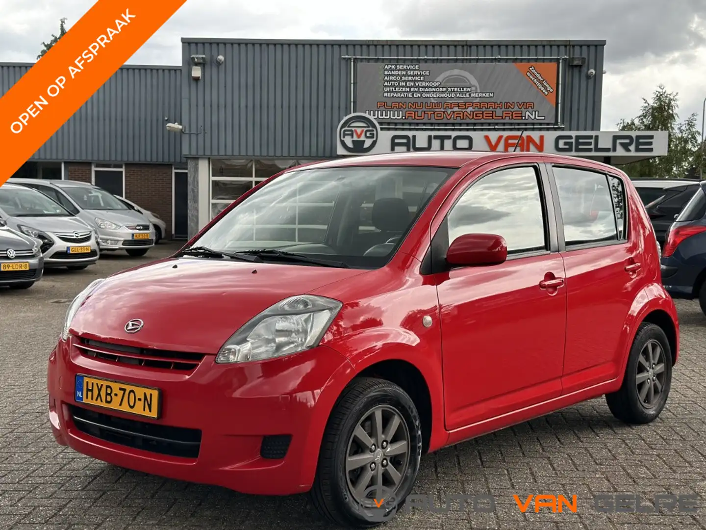 Daihatsu Sirion 2 1.3-16V Prestige Automaat*Airco*5DRS*UNIEK! Rood - 1