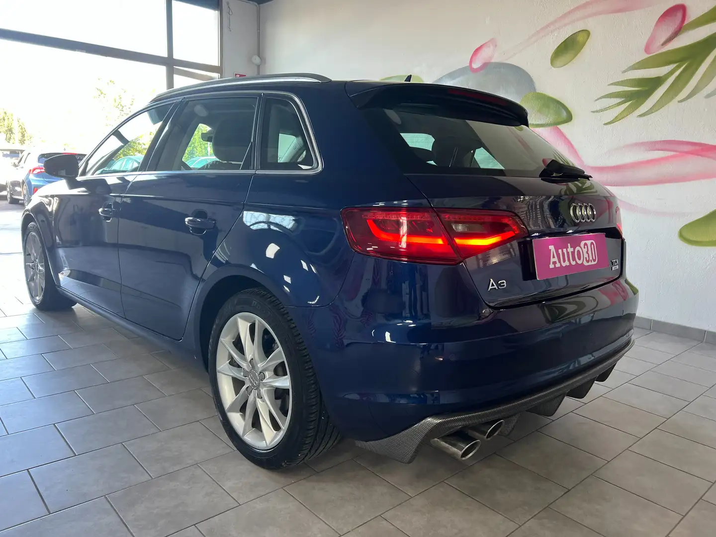 Audi A3 A3 Sportback 1.6 tdi Attraction 110cv E6 Bleu - 2