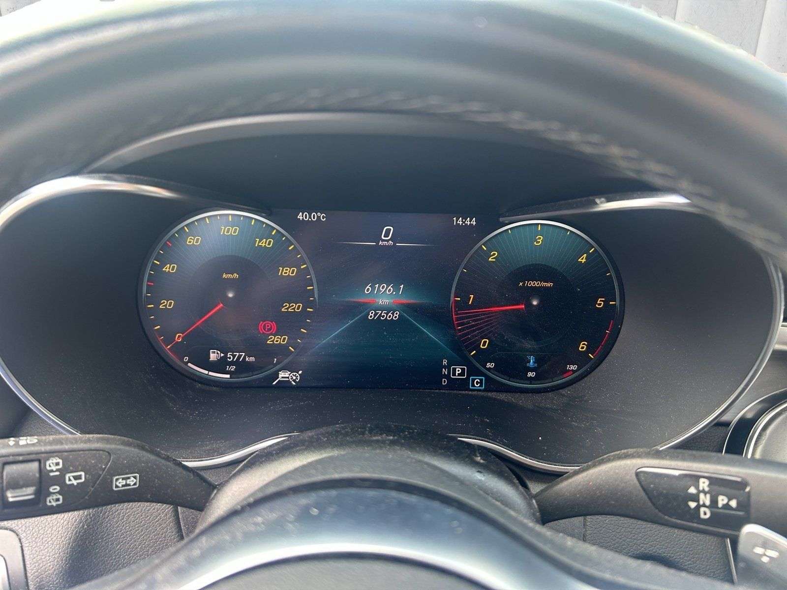 Mercedes-Benz C 220