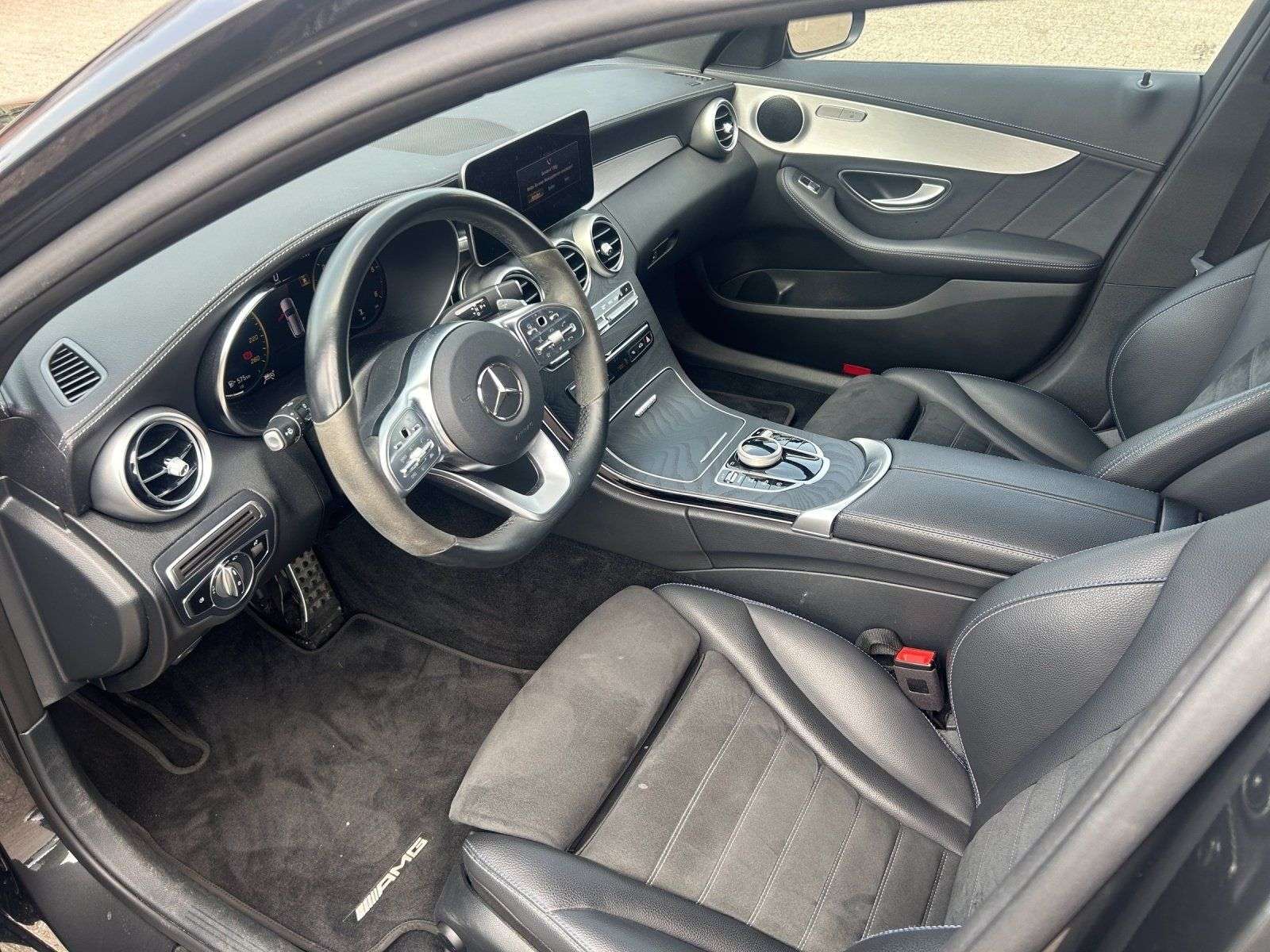 Mercedes-Benz C 220