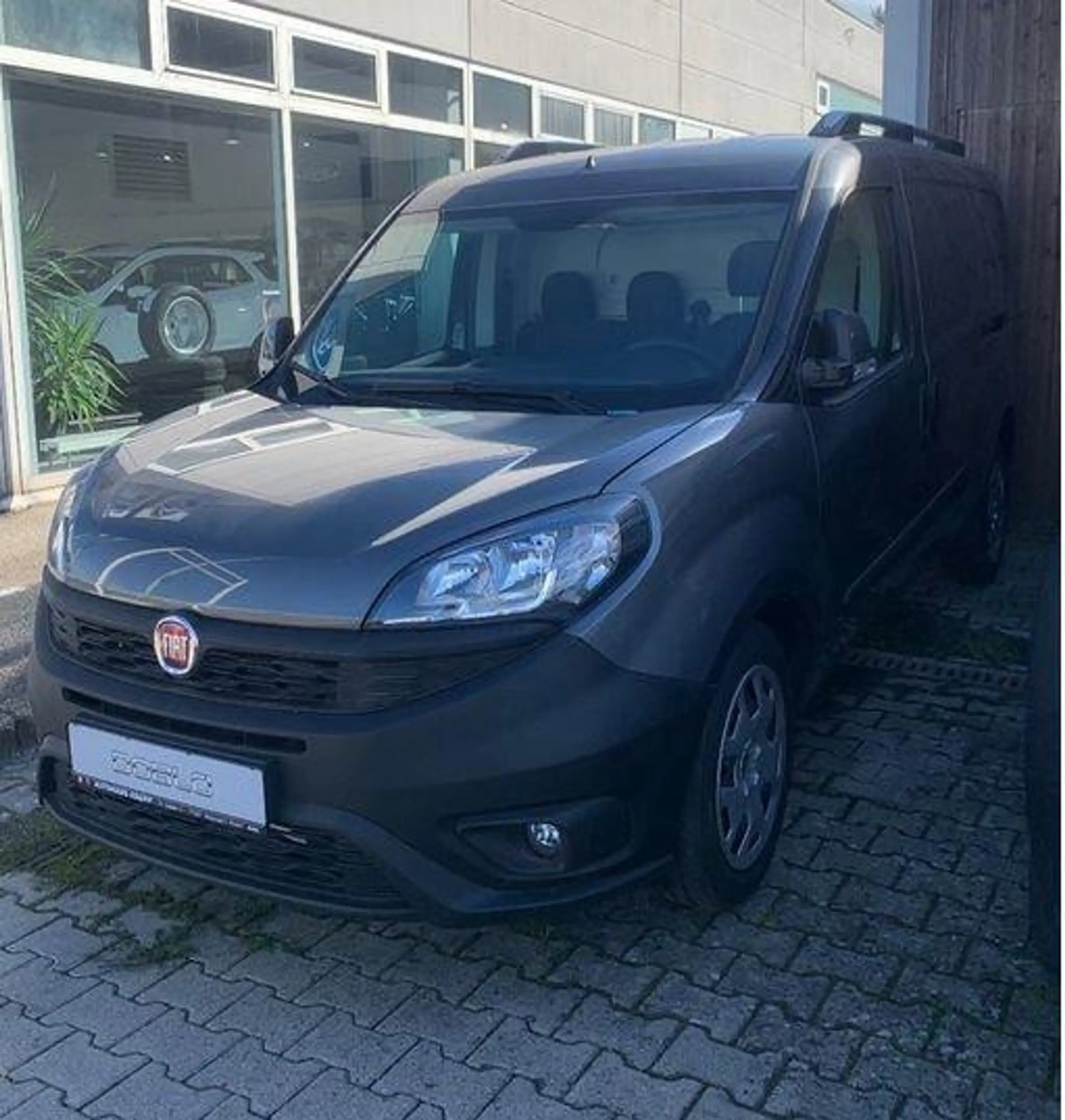 Fiat Doblo Doblò SX Maxi Kawa L2H1 SX 1.6 Multijet 74kW (100P