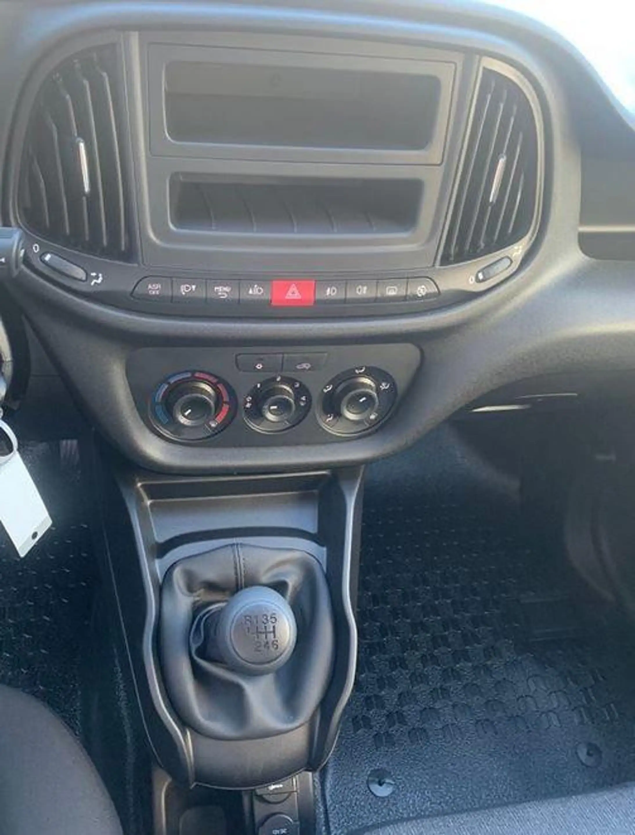 Fiat Doblo Doblò SX Maxi Kawa L2H1 SX 1.6 Multijet 74kW (100P — photo 7