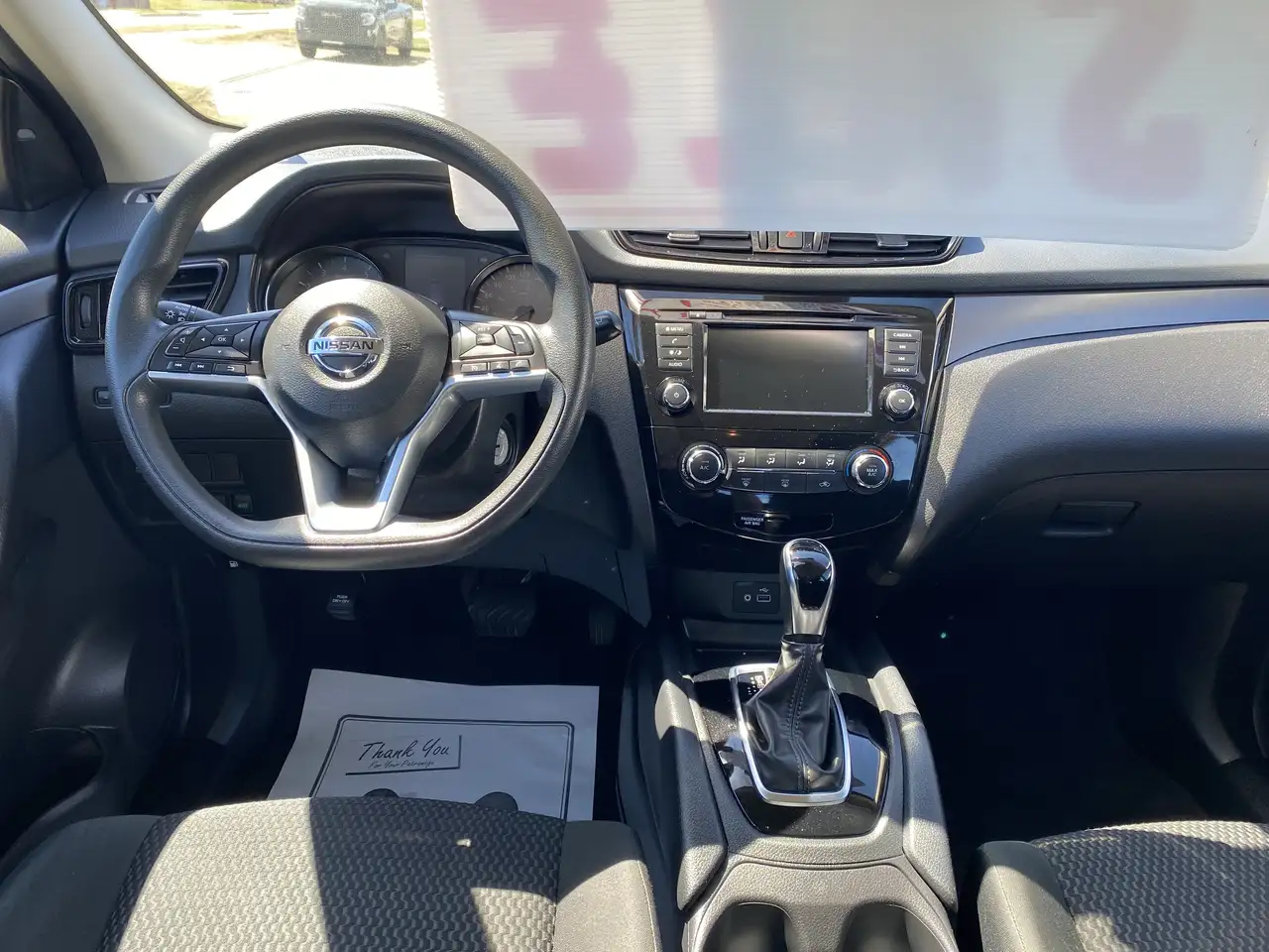 Nissan Qashqai снимка Nissan Qashqai