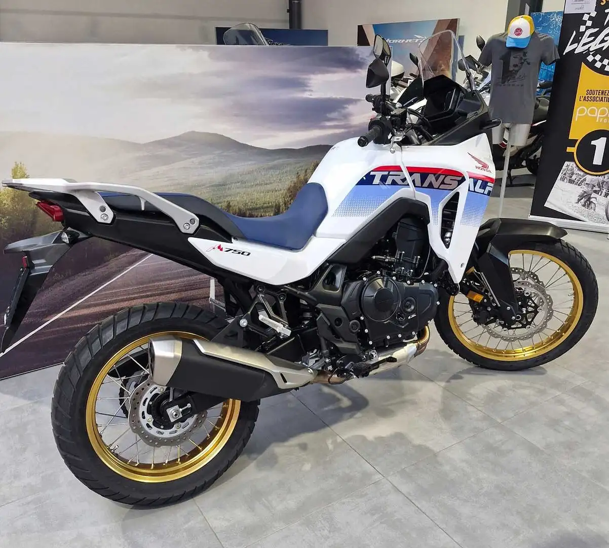 Honda Transalp 750 XL750 Bílá - 1