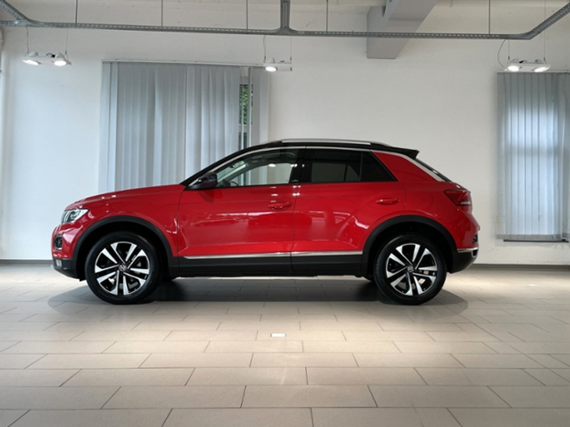 Volkswagen T-Roc 1.5 DSG United +NAVI+ACC+LED+PDC — photo 4