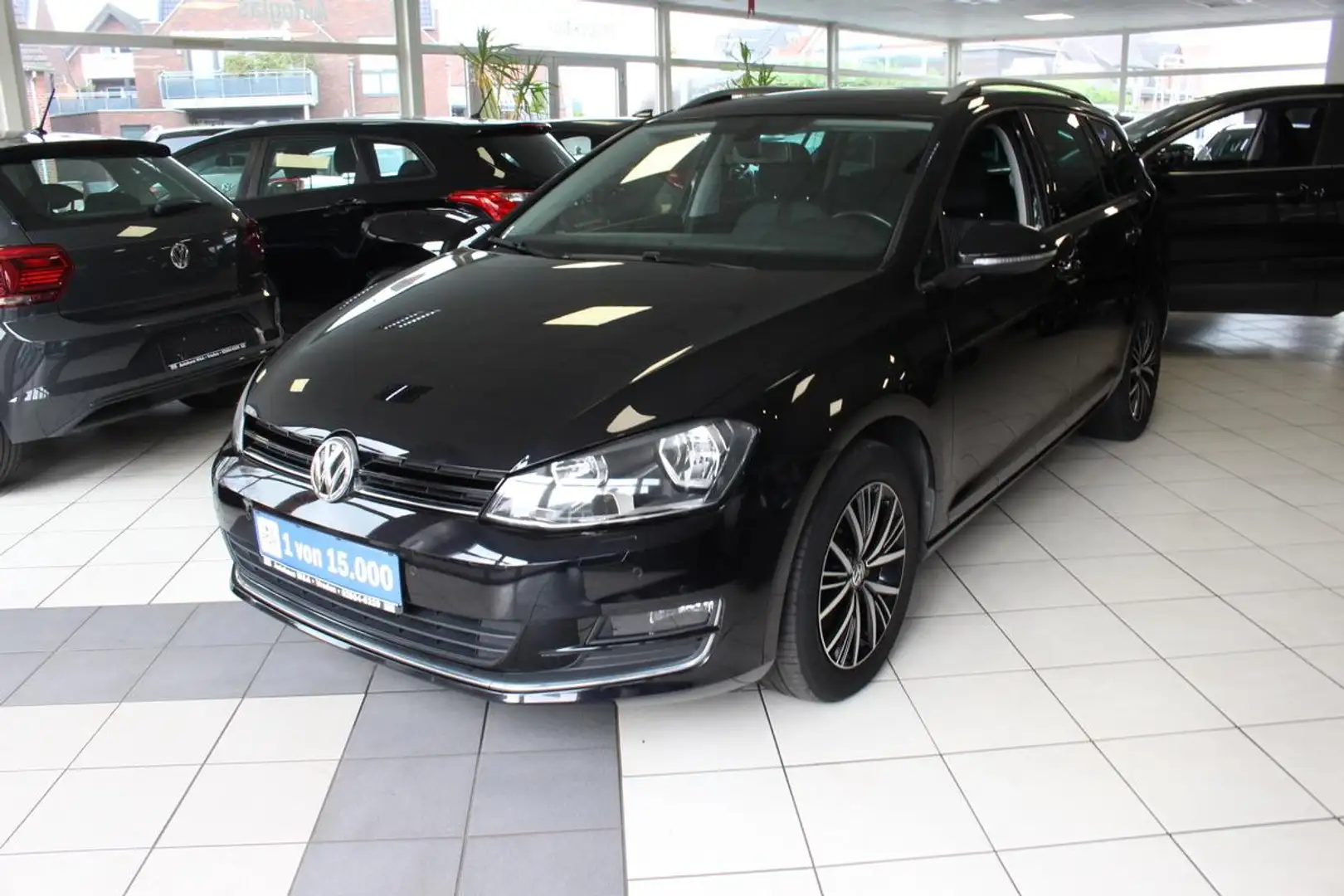 Volkswagen Golf Variant BMT Allstar NAVI Automatik Noir - 1