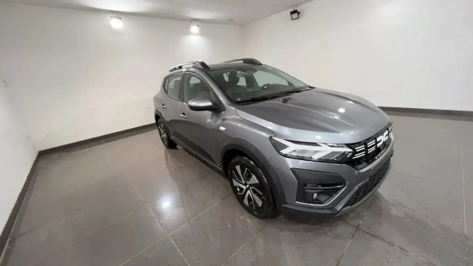 Dacia Sandero Streetway 1.0 TCe ECO-G Expression Grijs - 1