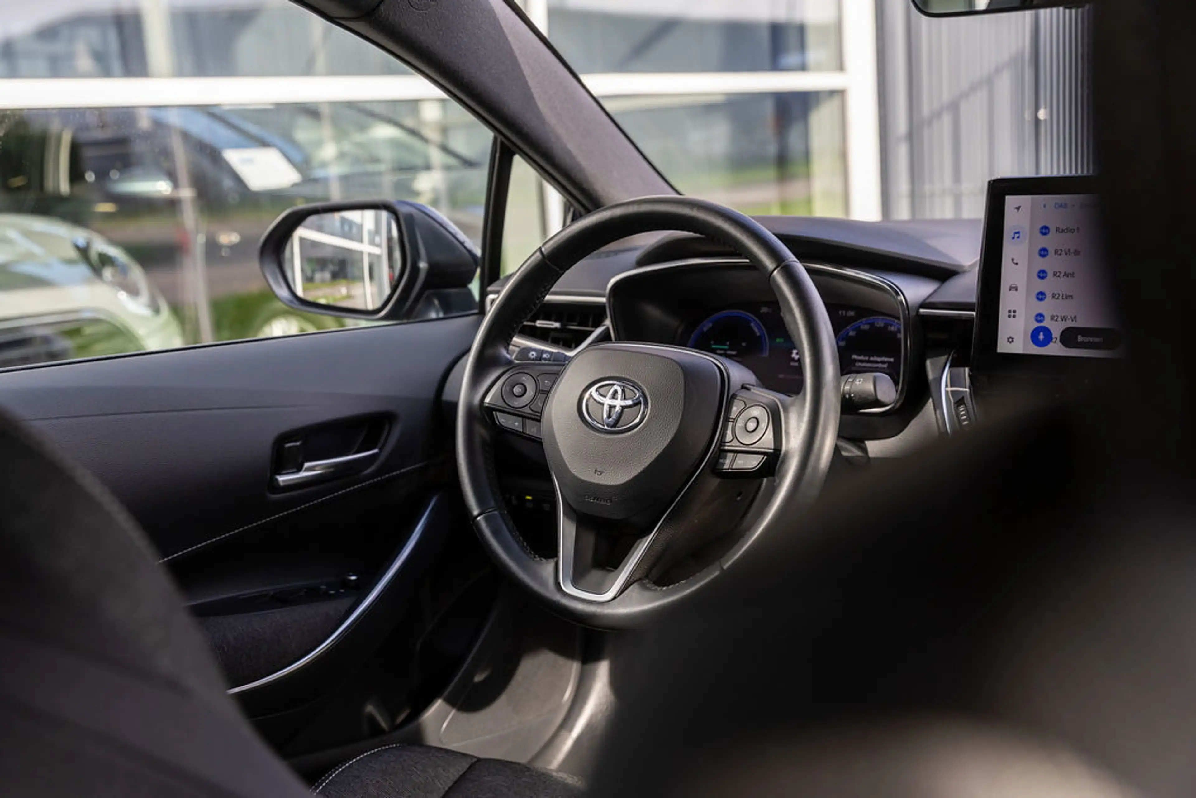 Toyota Corolla Touring Sports Hybrid 140 Dynamic | Dodehoek senso — photo 6