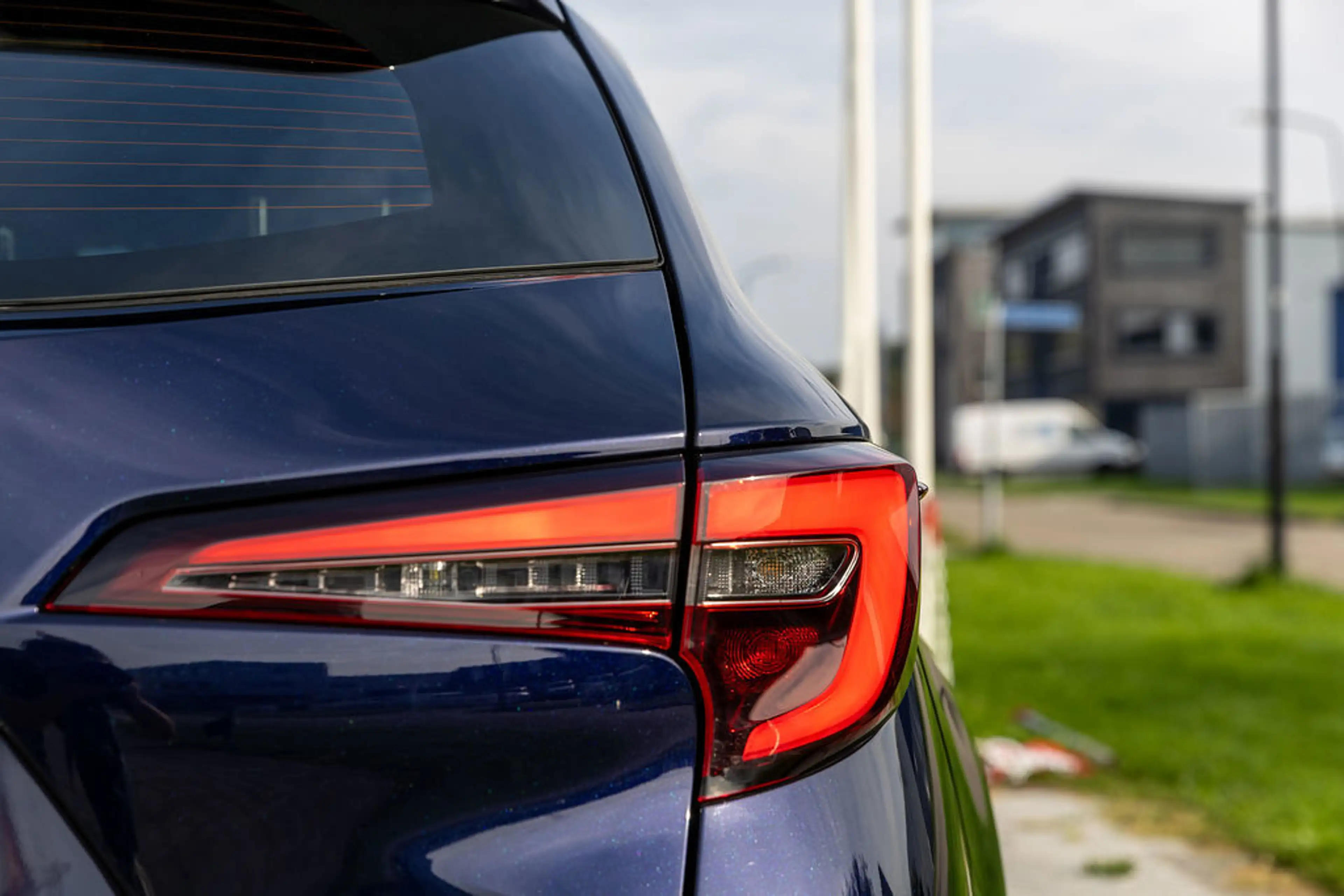 Toyota Corolla Touring Sports Hybrid 140 Dynamic | Dodehoek senso — photo 43