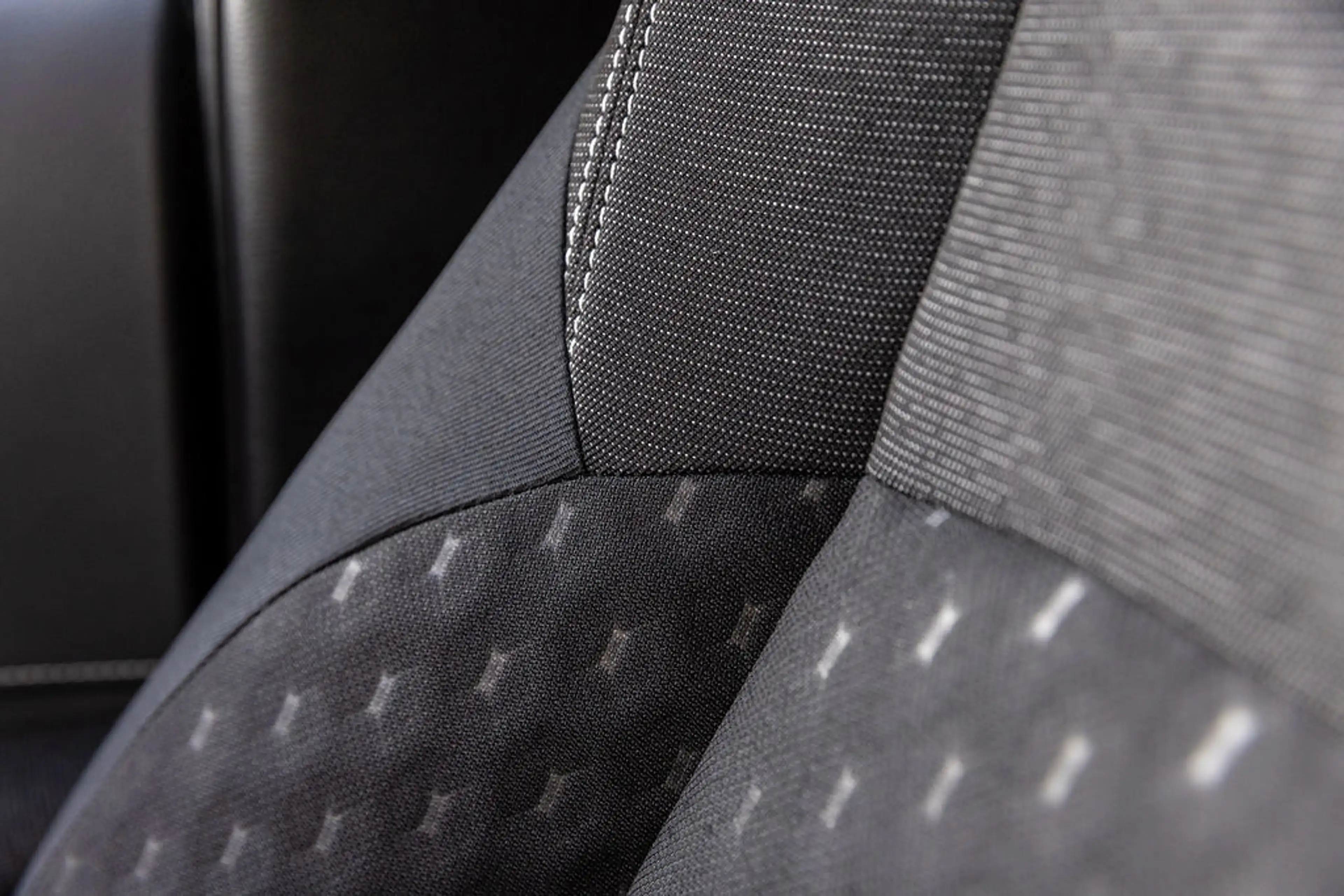Toyota Corolla Touring Sports Hybrid 140 Dynamic | Dodehoek senso — photo 28