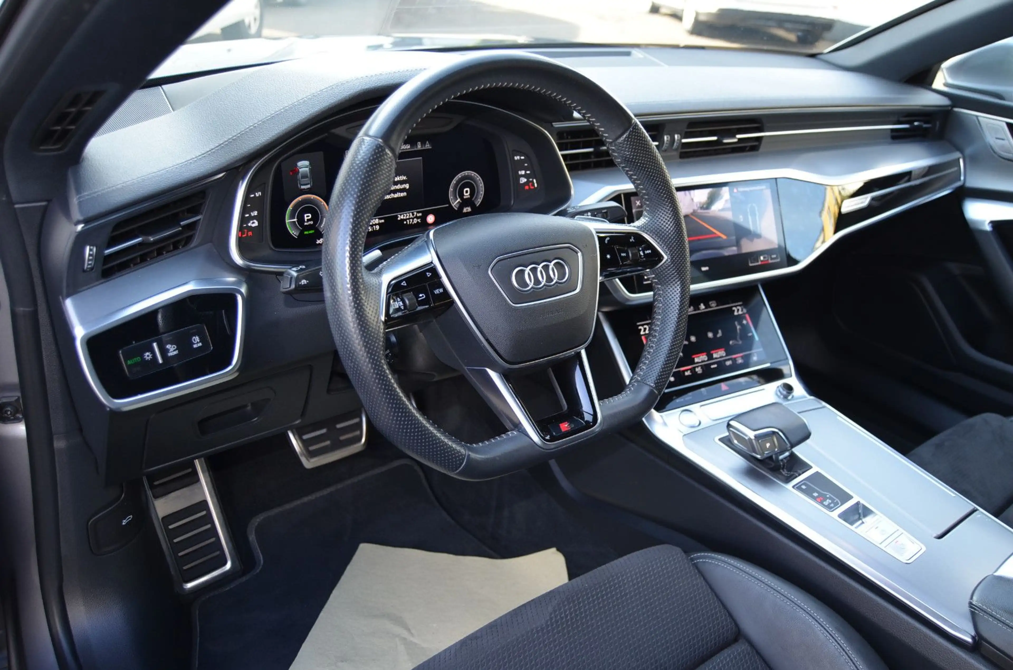 Audi A7 Sportback 50TFSIe  S Line  Matrix  20Zoll — photo 12