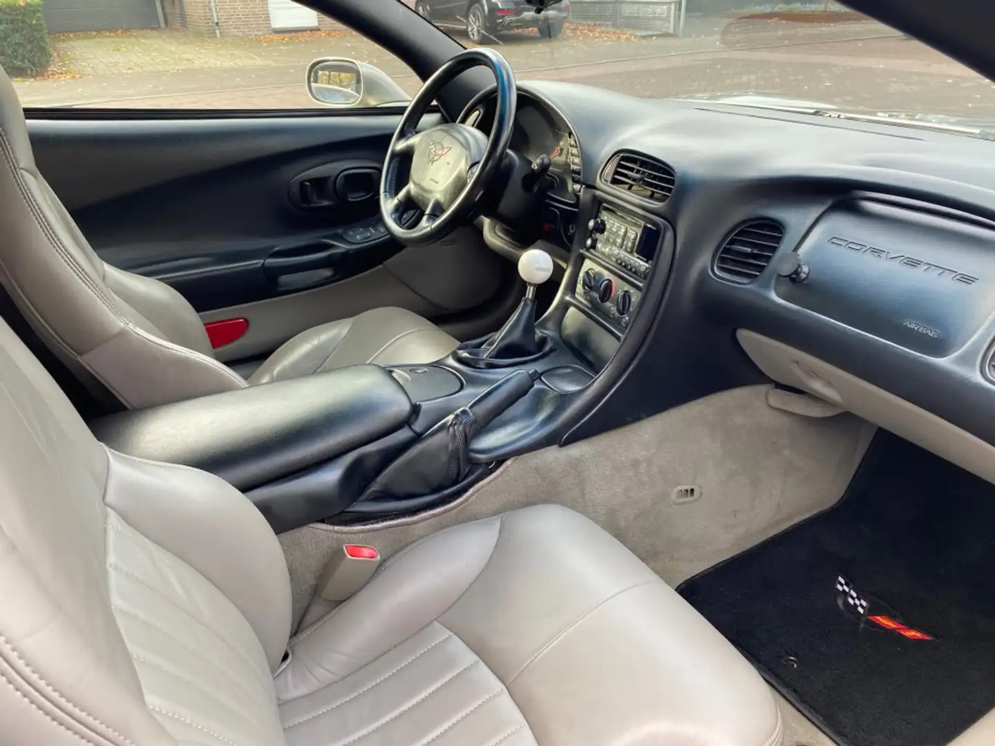 Chevrolet Corvette 5.7 V8 344PK TARGA / AIRCO / LEDER / BOSE AUDIO / Beige - 2