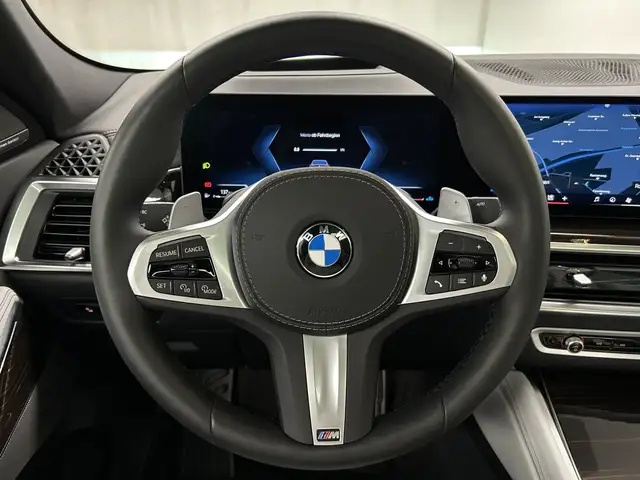 BMW X6 view 27