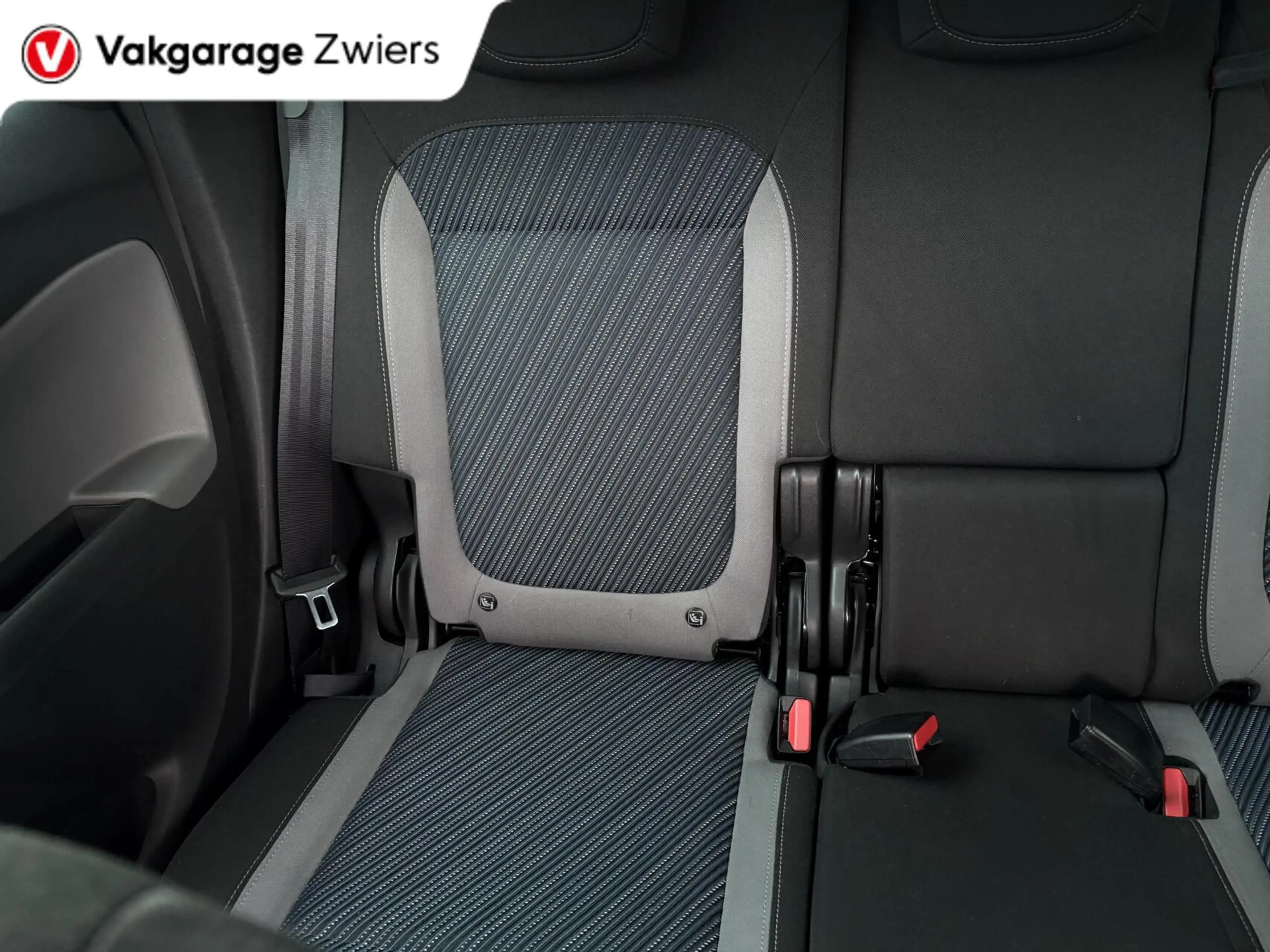 Opel Crossland X 1.2 Turbo 120 Jaar Edition Cruise|Carplay|Airco. — photo 33