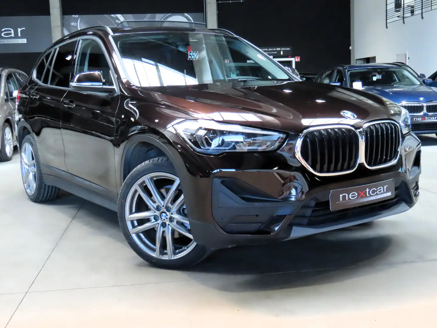 BMW X1 18iA sDrive *LED-NAVI PRO-PARKING-T PANO-CAMERA* Brun - 2