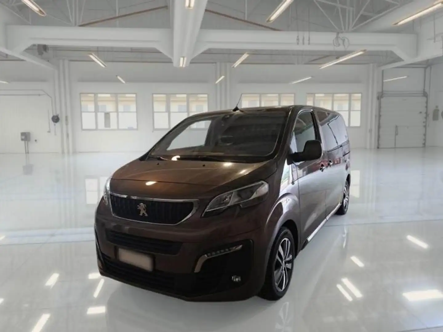 Peugeot Traveller 8 P. 2.0 Bluehdi 180cv S&S ALLURE GD183TH Braun - 2
