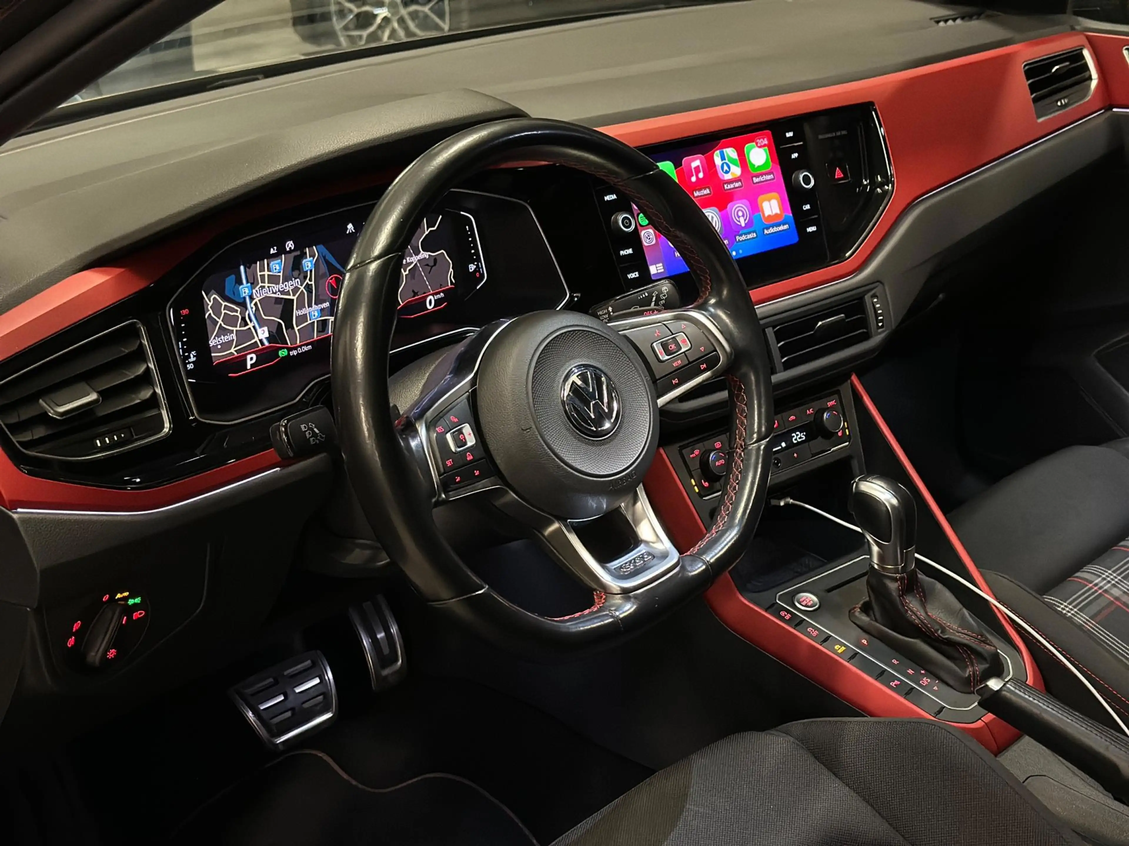Volkswagen Polo GTI 2.0 TSI GTI|PANO|KEYLESS|BOMVOL! — photo 10