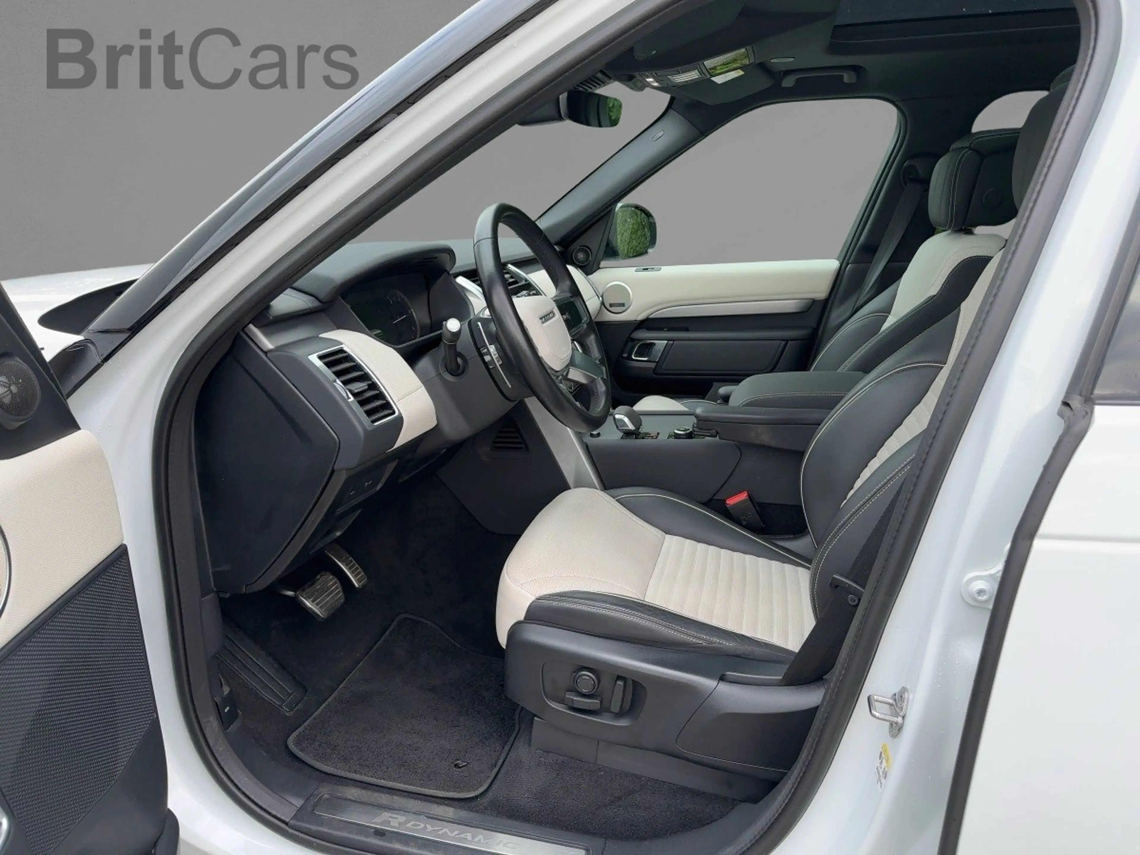 Land Rover Discovery D300 R-Dynamic HSE 360-CAM ACC CAM — photo 9
