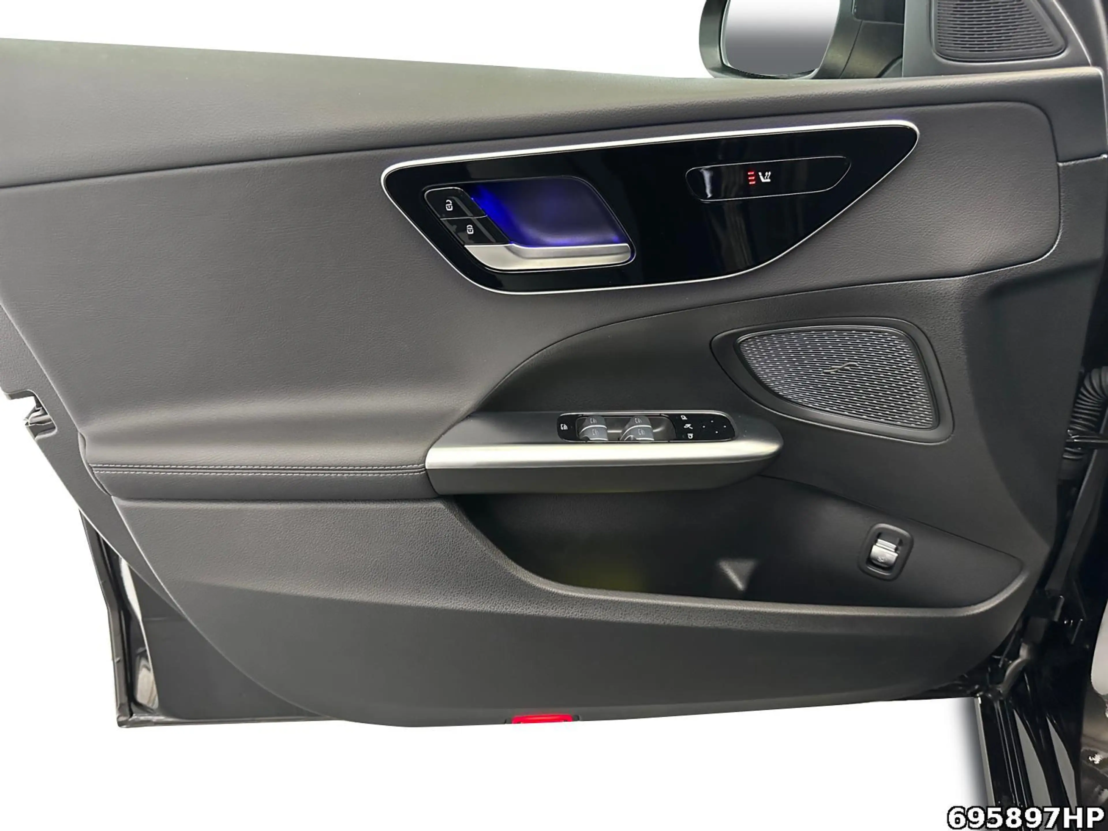 Mercedes-Benz C 200 Avantgarde AHK 18" Totw CarPlay Ambiente — photo 14