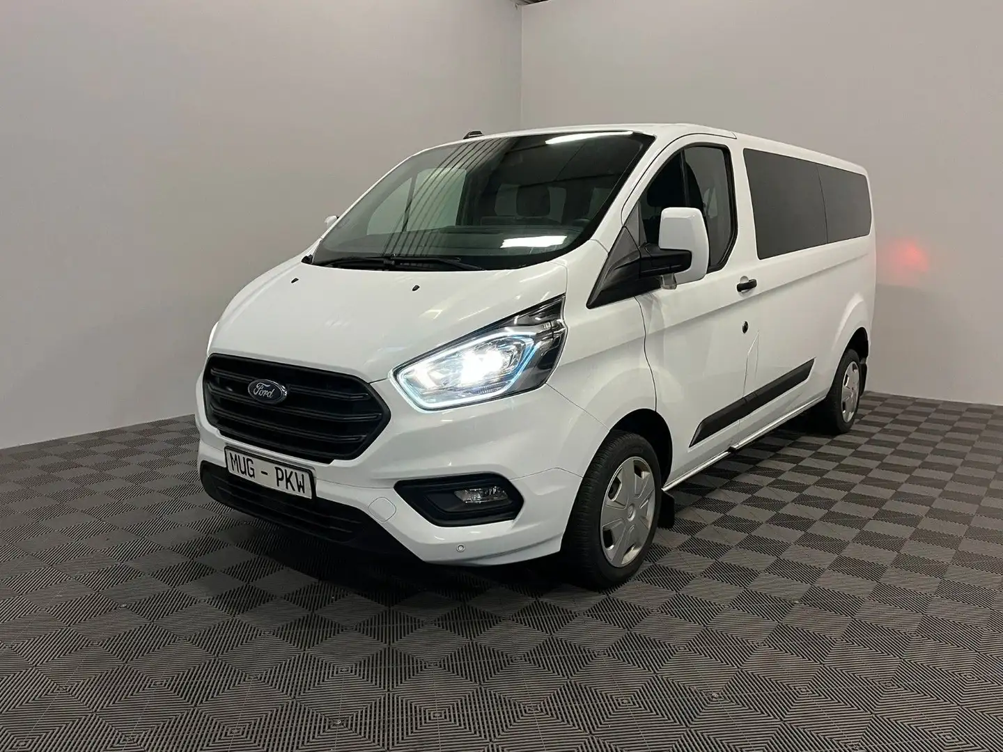 Ford Transit Custom 320 L2H1*Navi-AHK-LED* Weiß - 1
