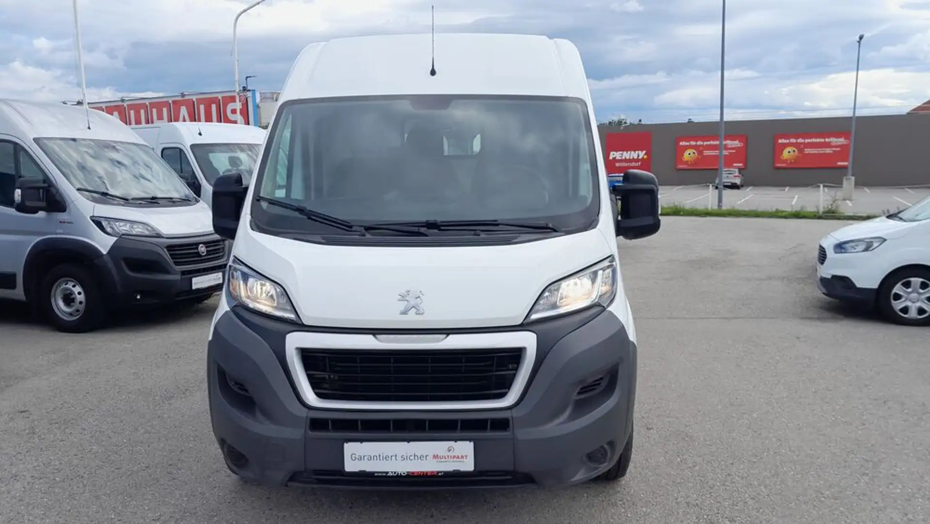 Peugeot Boxer 2.2 L2H2 33 *Netto €12.491,-* Blanco - 2