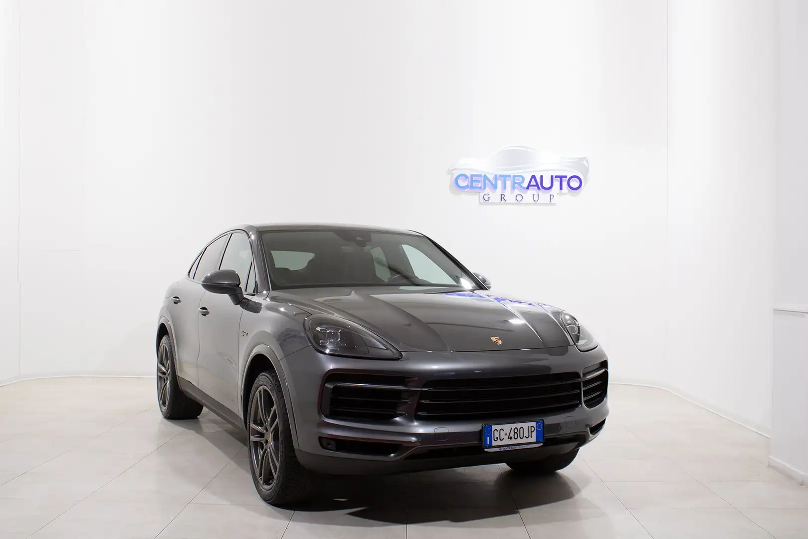 Porsche Cayenne COUPE' 3.0 V6 E-HYBRID *AMBIENT LIGHT, GANCIO* Grijs - 1