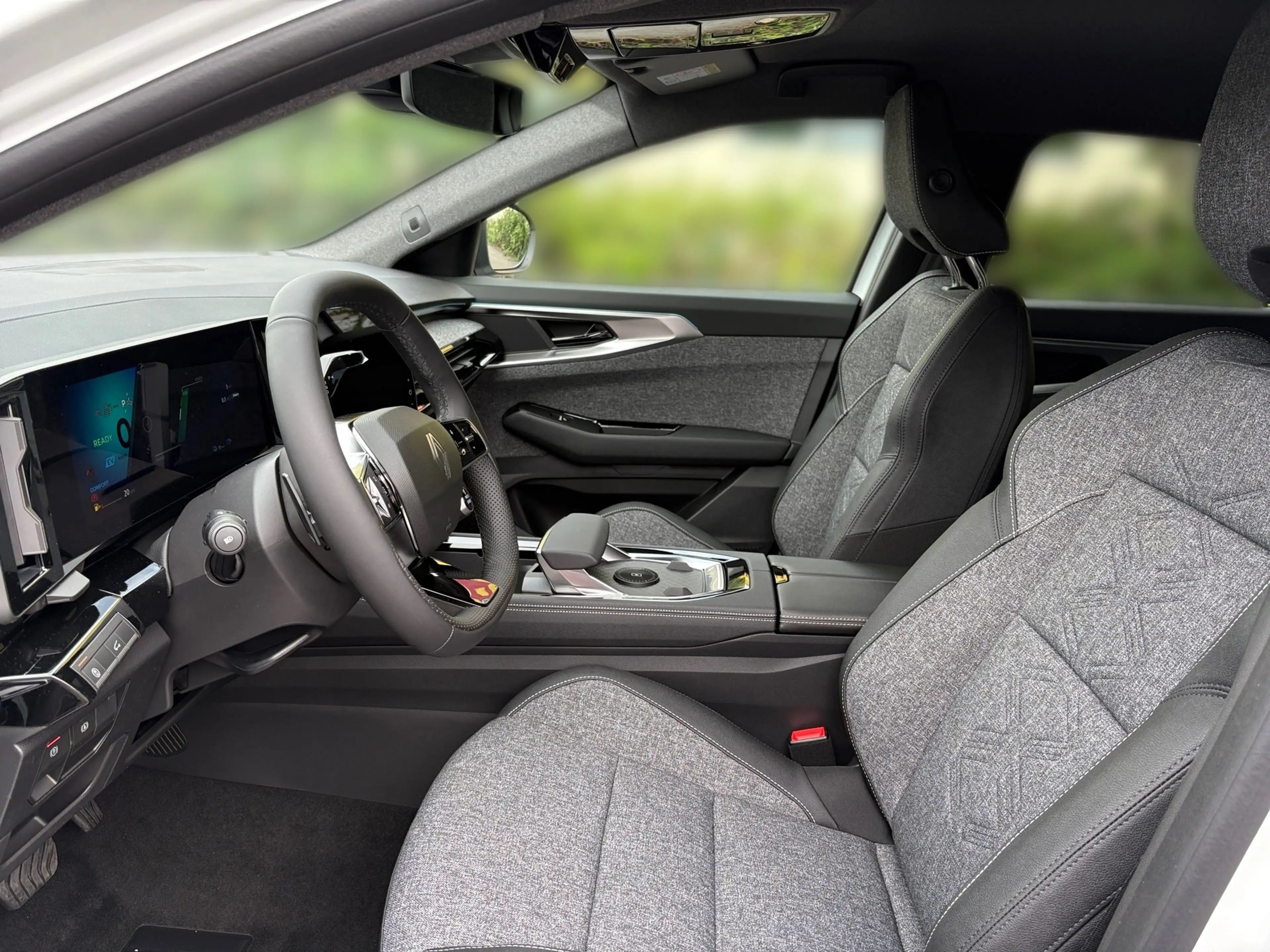 Renault Espace Espace Techno Full Hybrid E-Tech 200 5-Sitzer — photo 14
