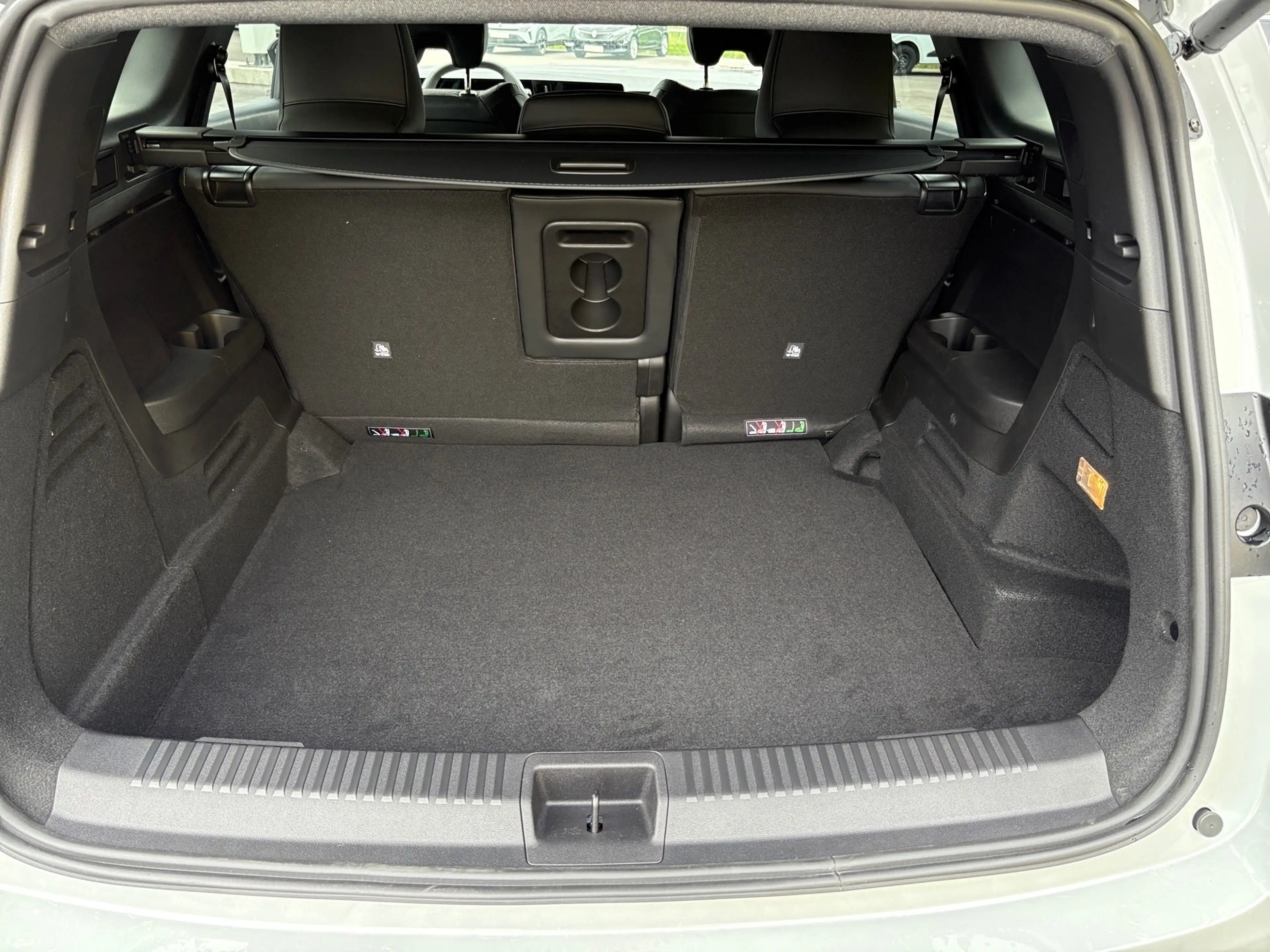 Renault Espace Espace Techno Full Hybrid E-Tech 200 5-Sitzer — photo 12