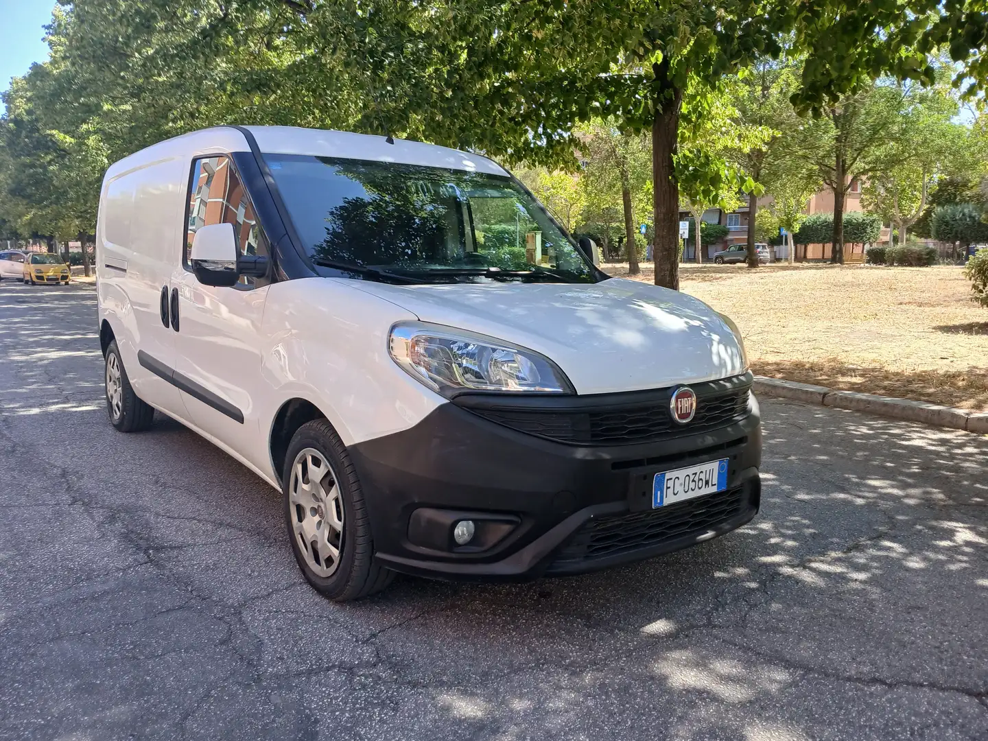 Fiat Doblo Doblo 1.4 tjt 16v natural power Lounge 120cv Blanc - 2